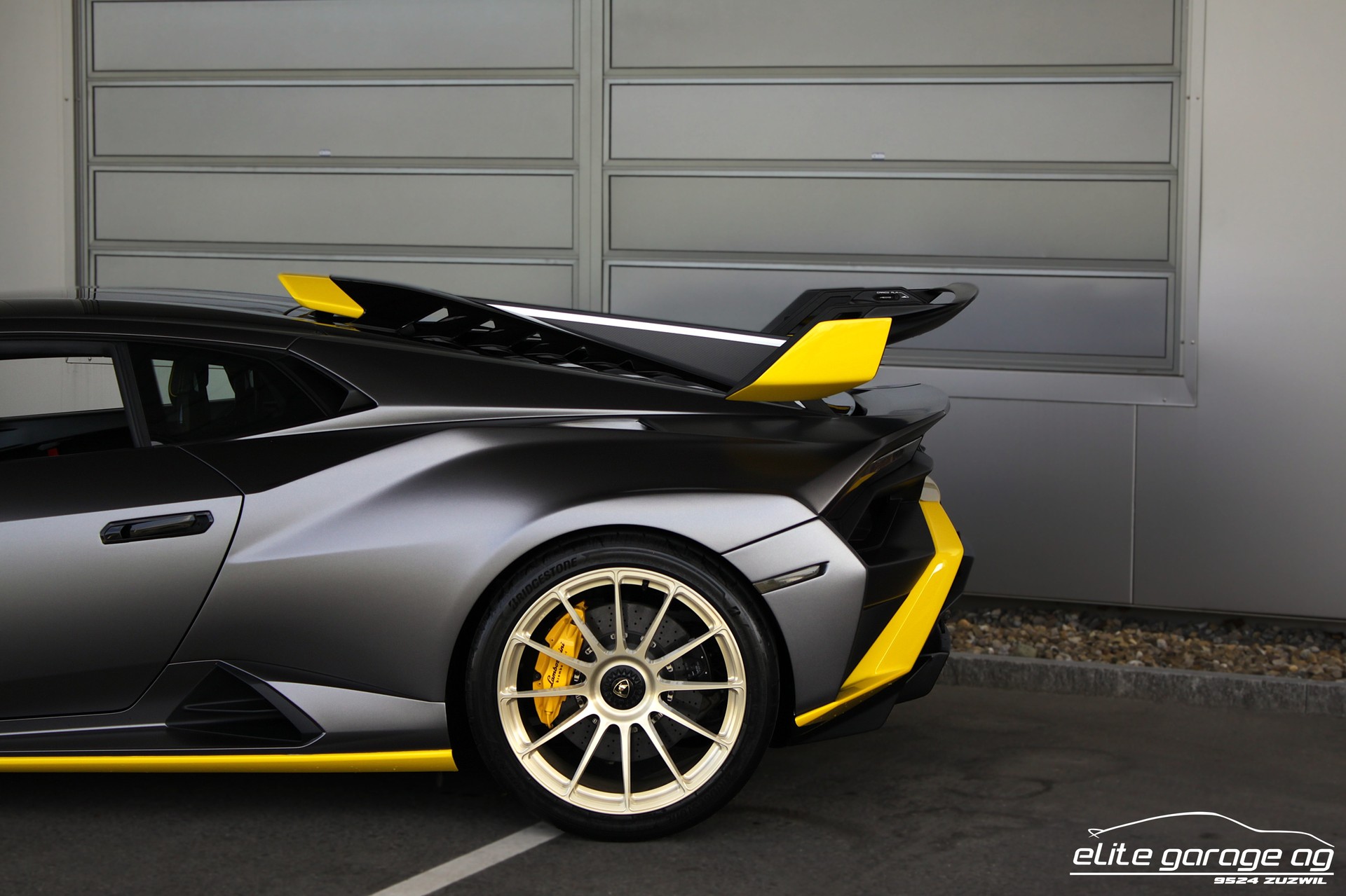 LAMBORGHINI Huracan STO Coupé DCT RWD-image-11