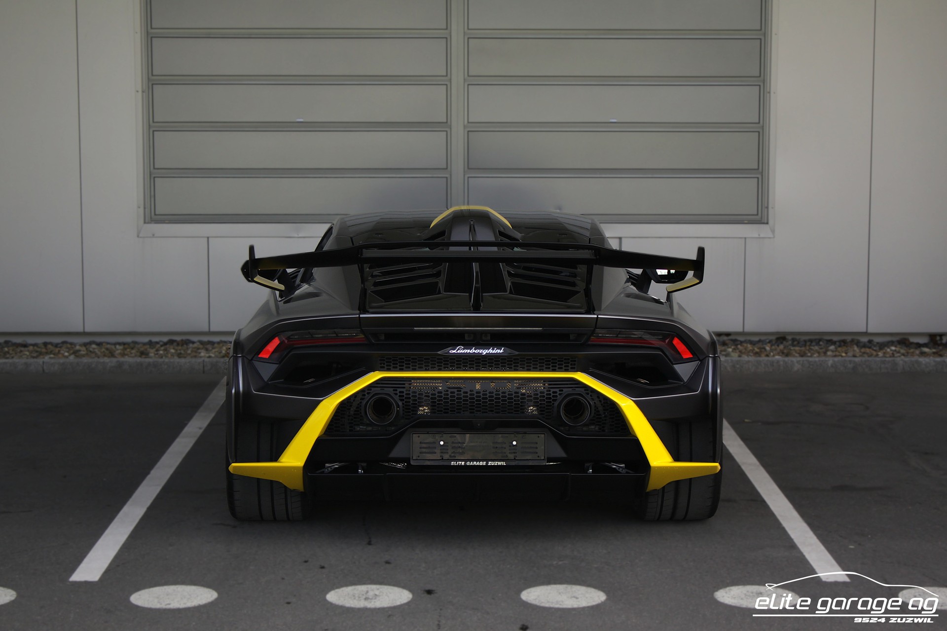 LAMBORGHINI Huracan STO Coupé DCT RWD-image-3