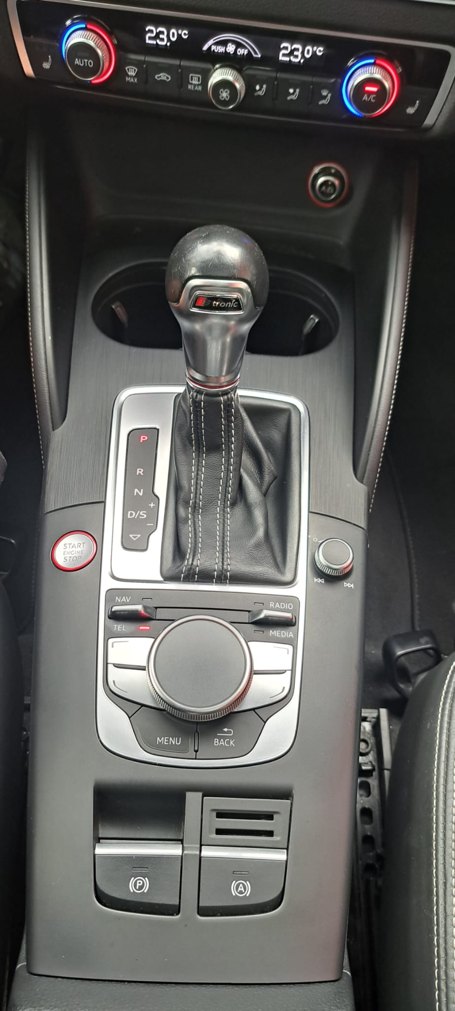 AUDI S3 Sportback 2.0 TFSI quattro S-tronic-image-7