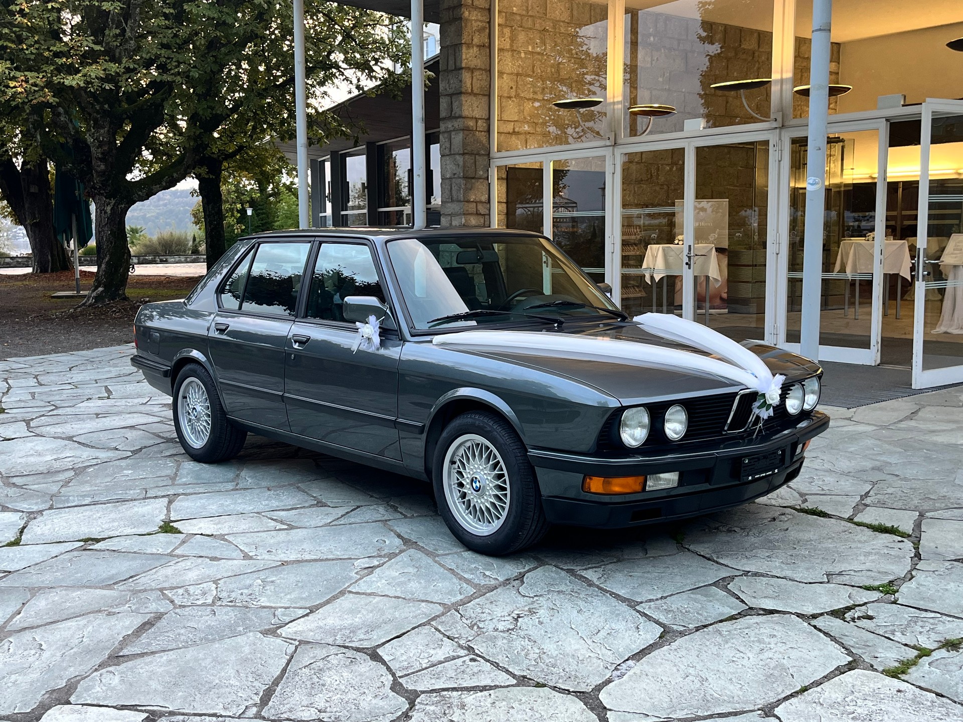 BMW 520i Edition-image-0