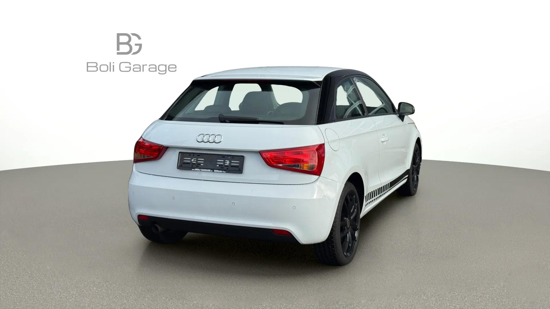 AUDI A1 1.6 TDI Attraction DSG-image-7
