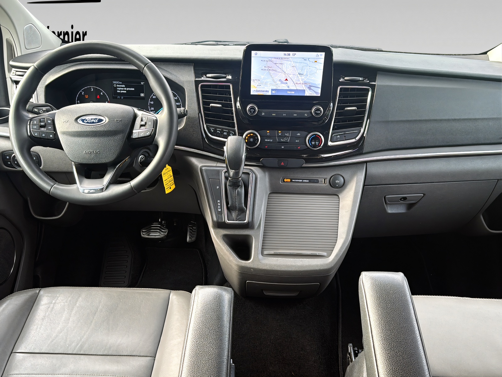 FORD Tourneo Custom 320 L2H1 Titanium X A-image-12