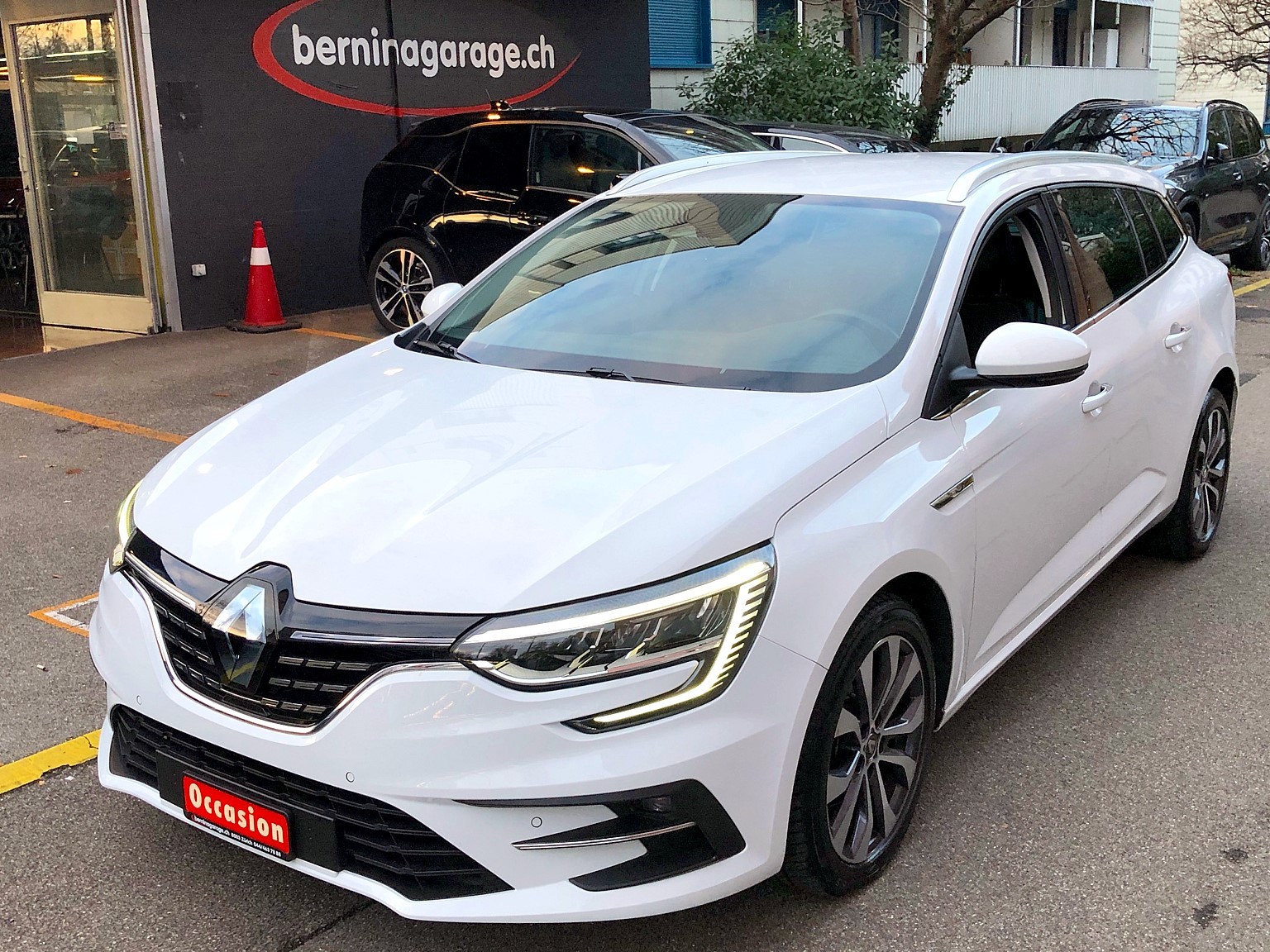 RENAULT Mégane Grandtour 1.5 Blue dCi Techno EDC-image-0