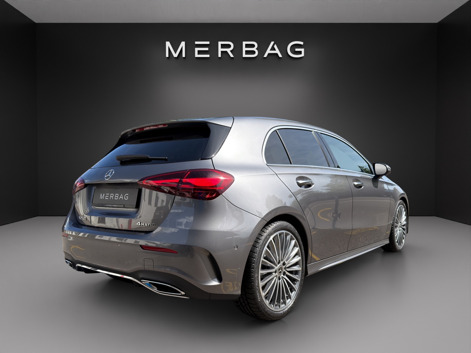 MERCEDES-BENZ A 250 4Matic 8G-DCT-image-2