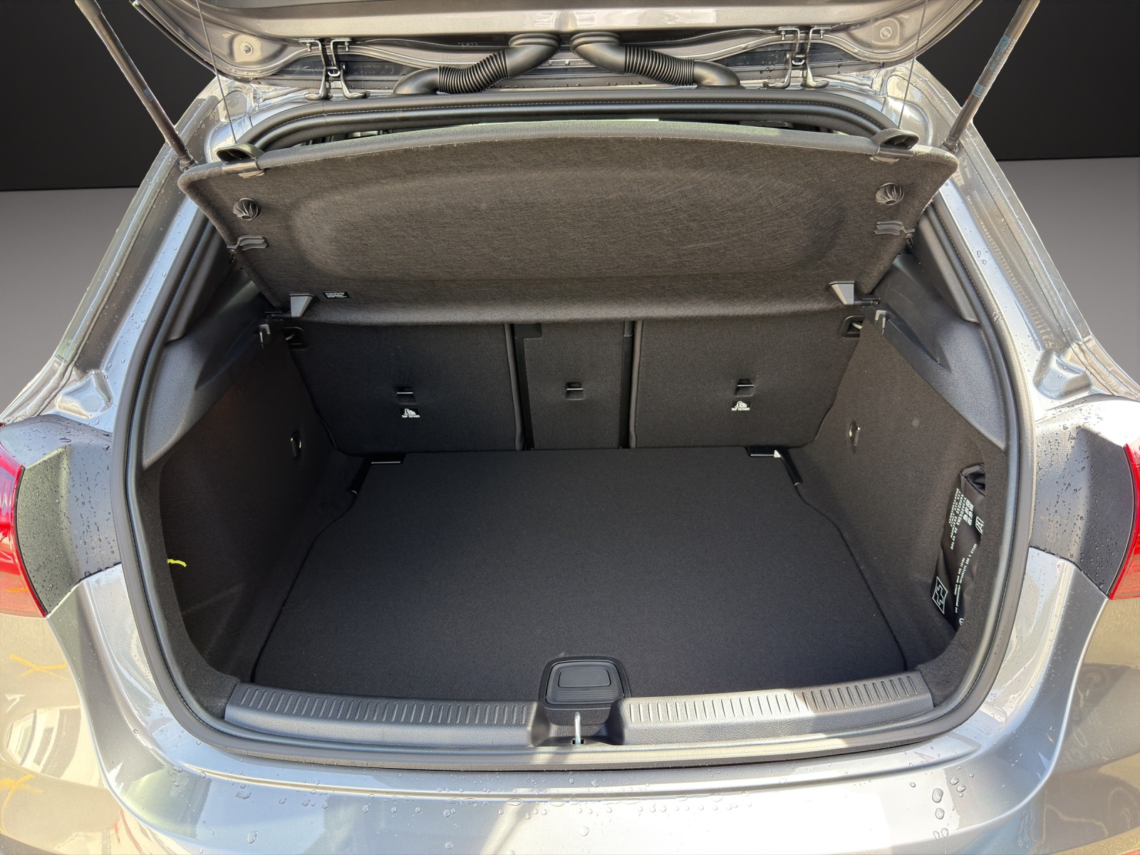 MERCEDES-BENZ A 250 4Matic 8G-DCT-image-13