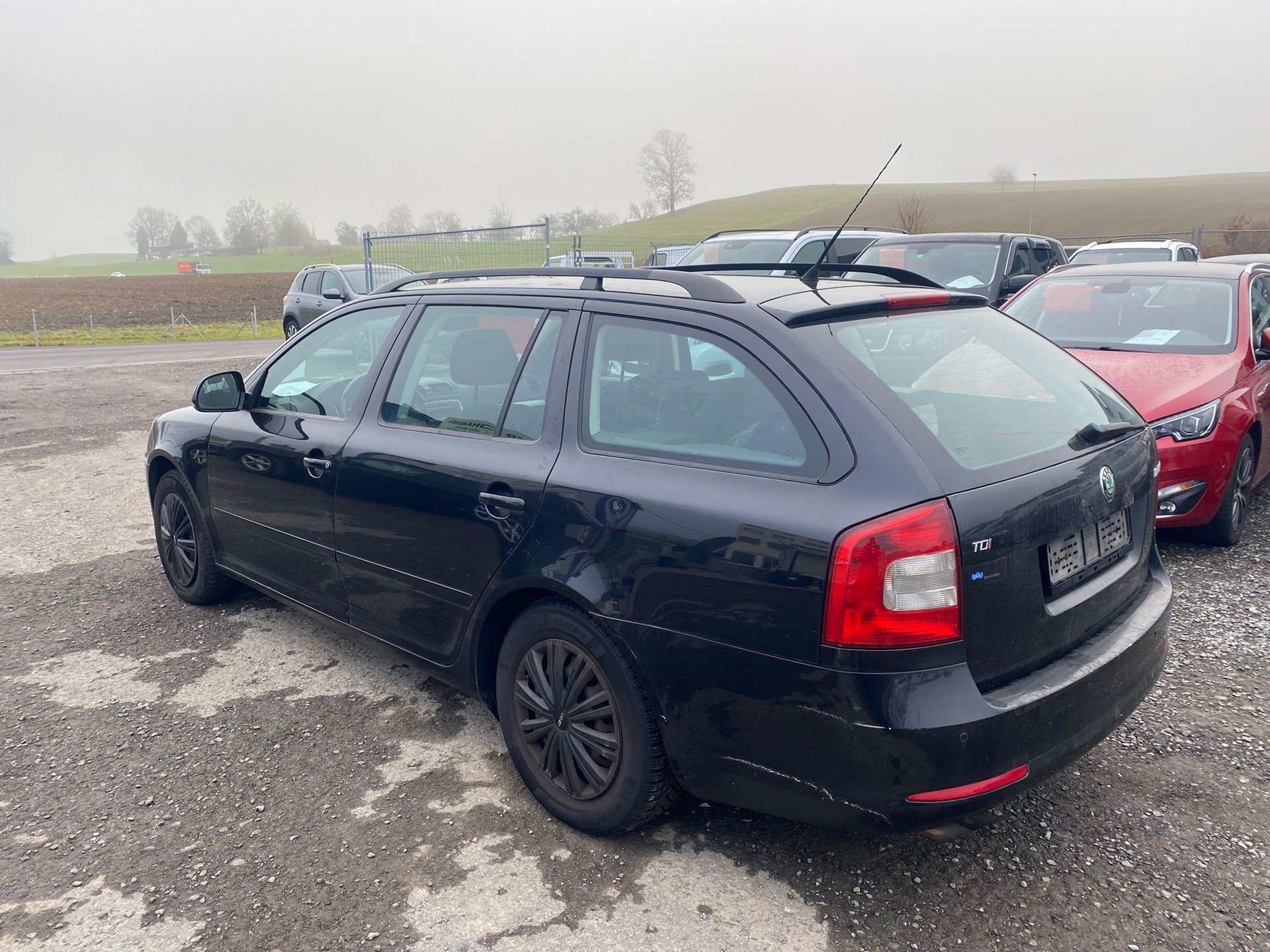SKODA Octavia Combi 2.0 TDI Elegance DSG-image-5