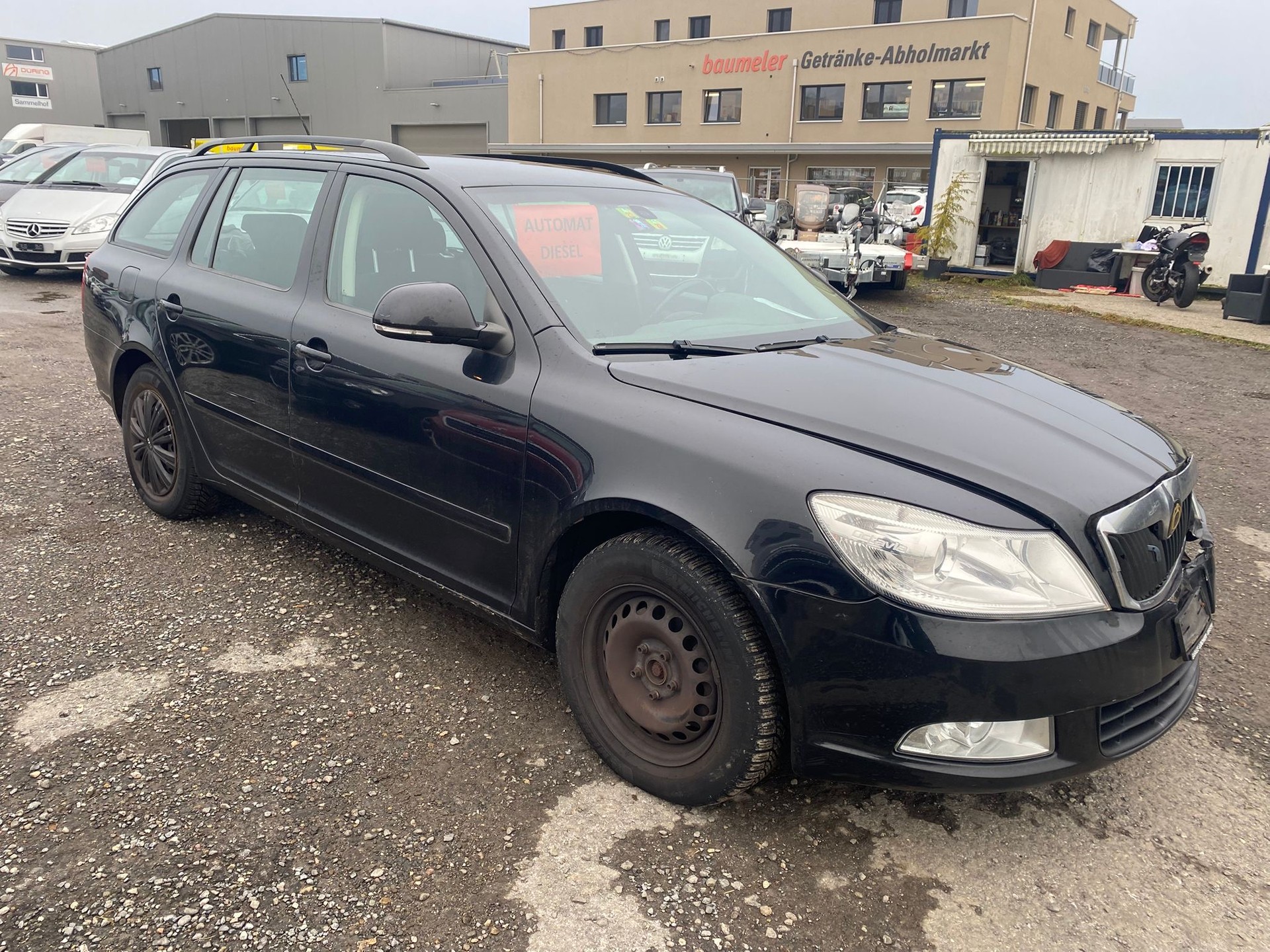 SKODA Octavia Combi 2.0 TDI Elegance DSG-image-1