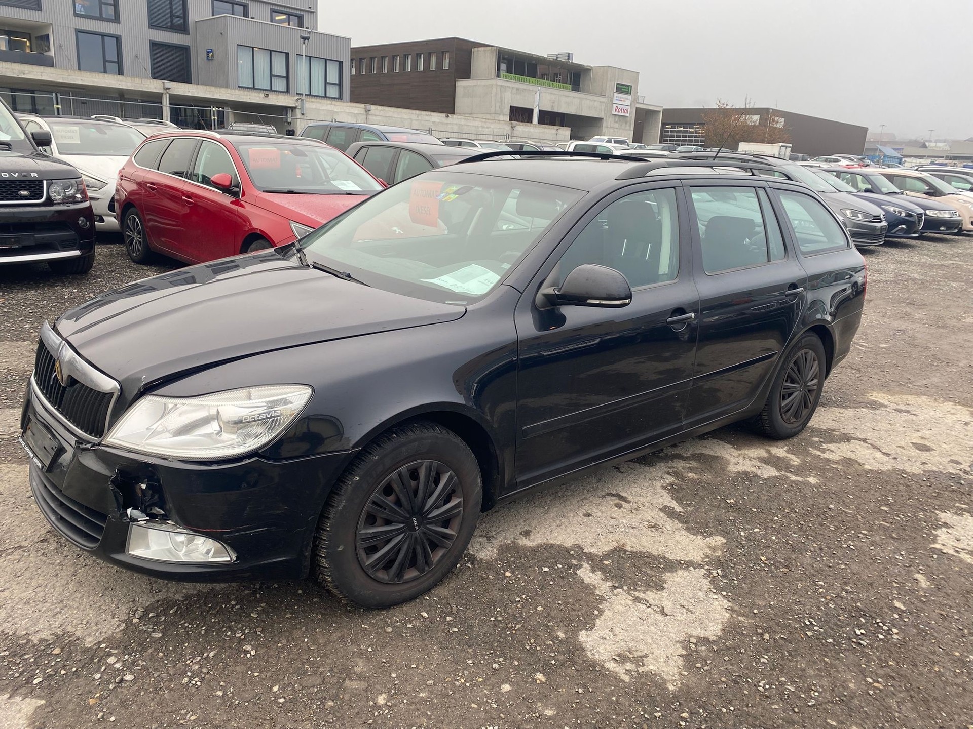 SKODA Octavia Combi 2.0 TDI Elegance DSG-image-0