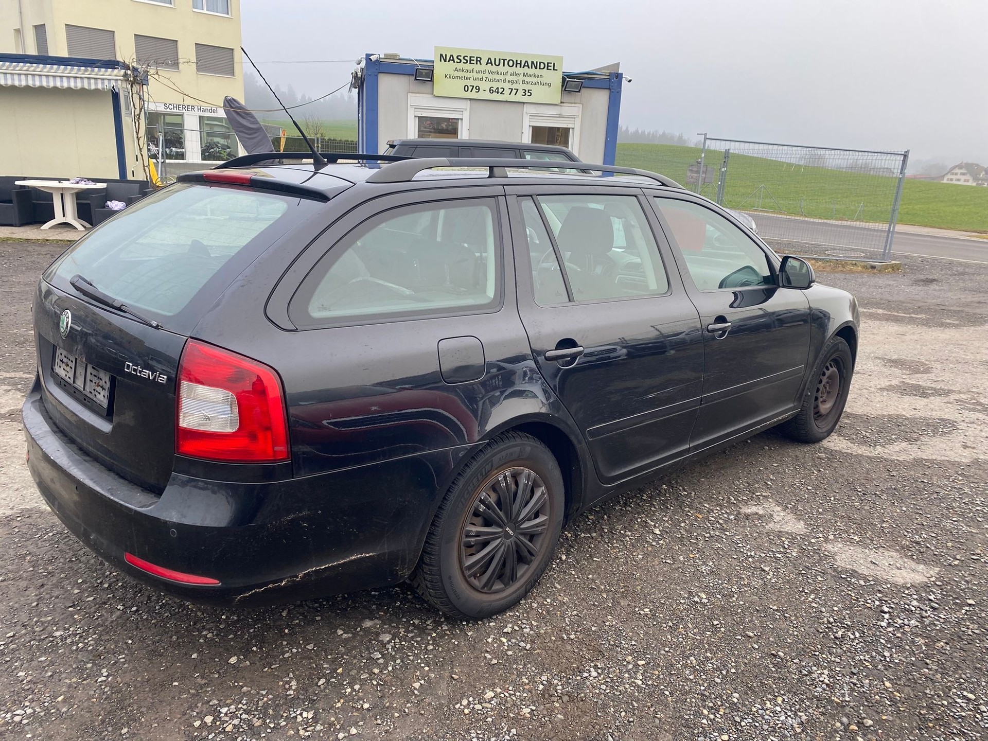 SKODA Octavia Combi 2.0 TDI Elegance DSG-image-3