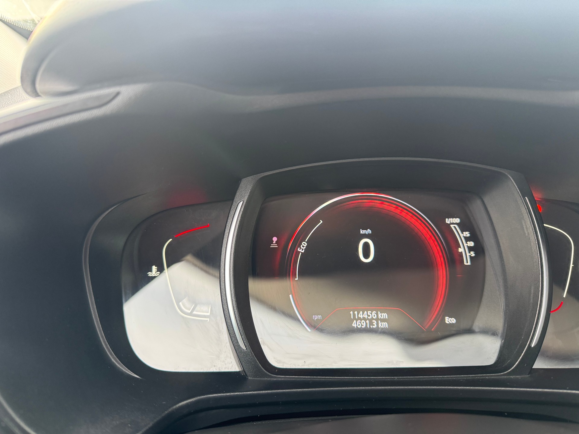 RENAULT Kadjar 1.2 16V Turbo Bose-image-10