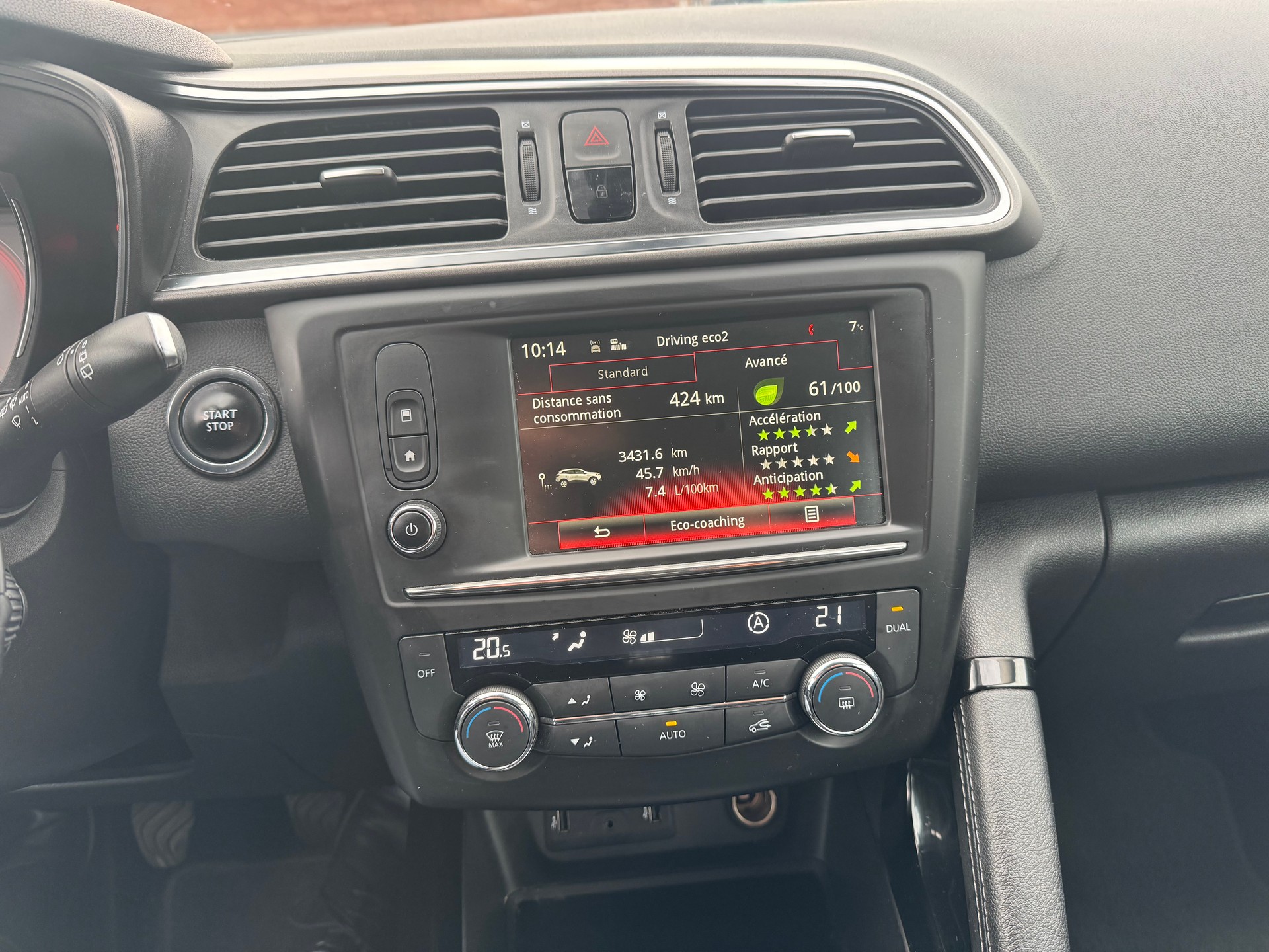 RENAULT Kadjar 1.2 16V Turbo Bose-image-11