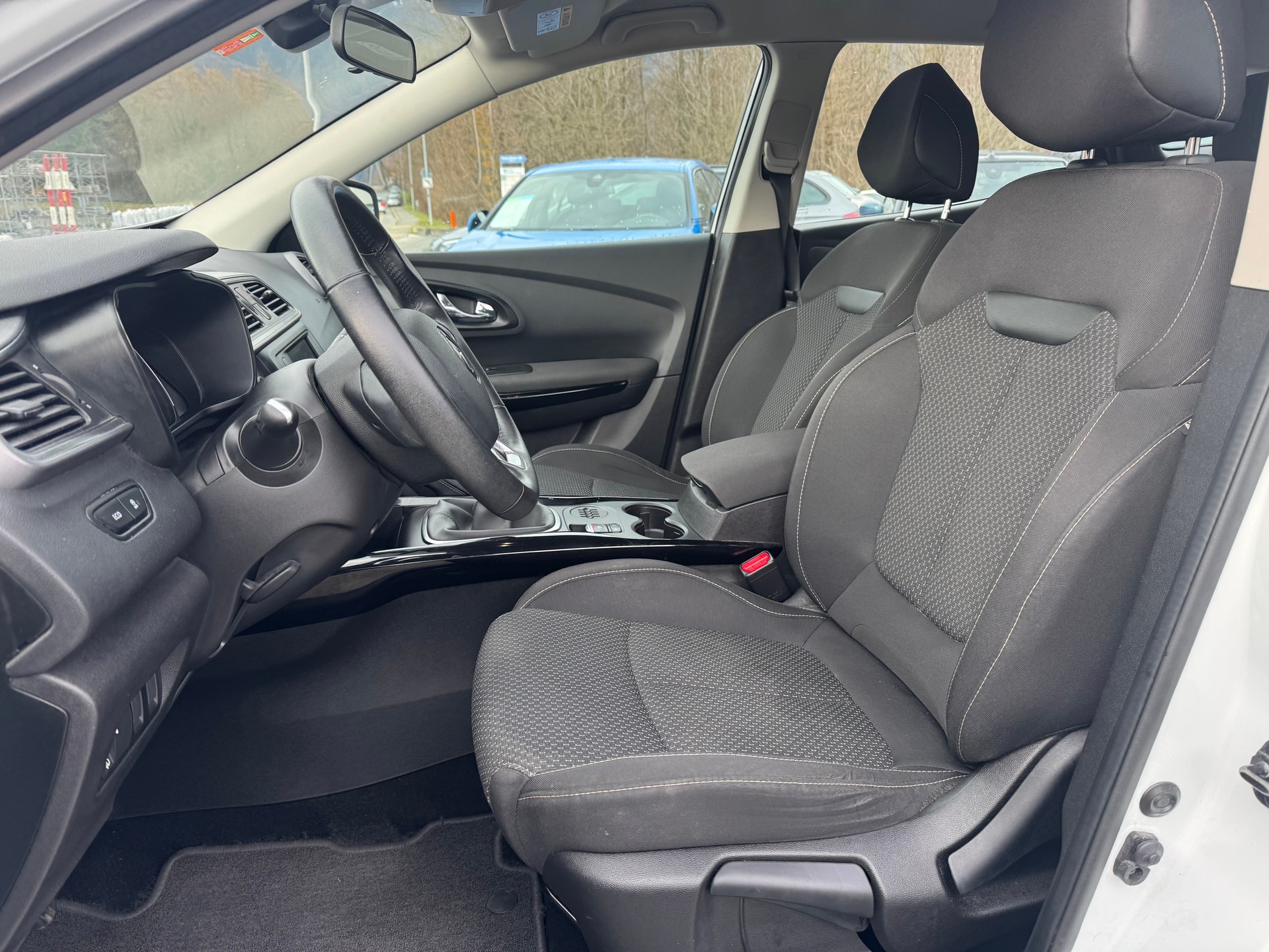 RENAULT Kadjar 1.2 16V Turbo Bose-image-7