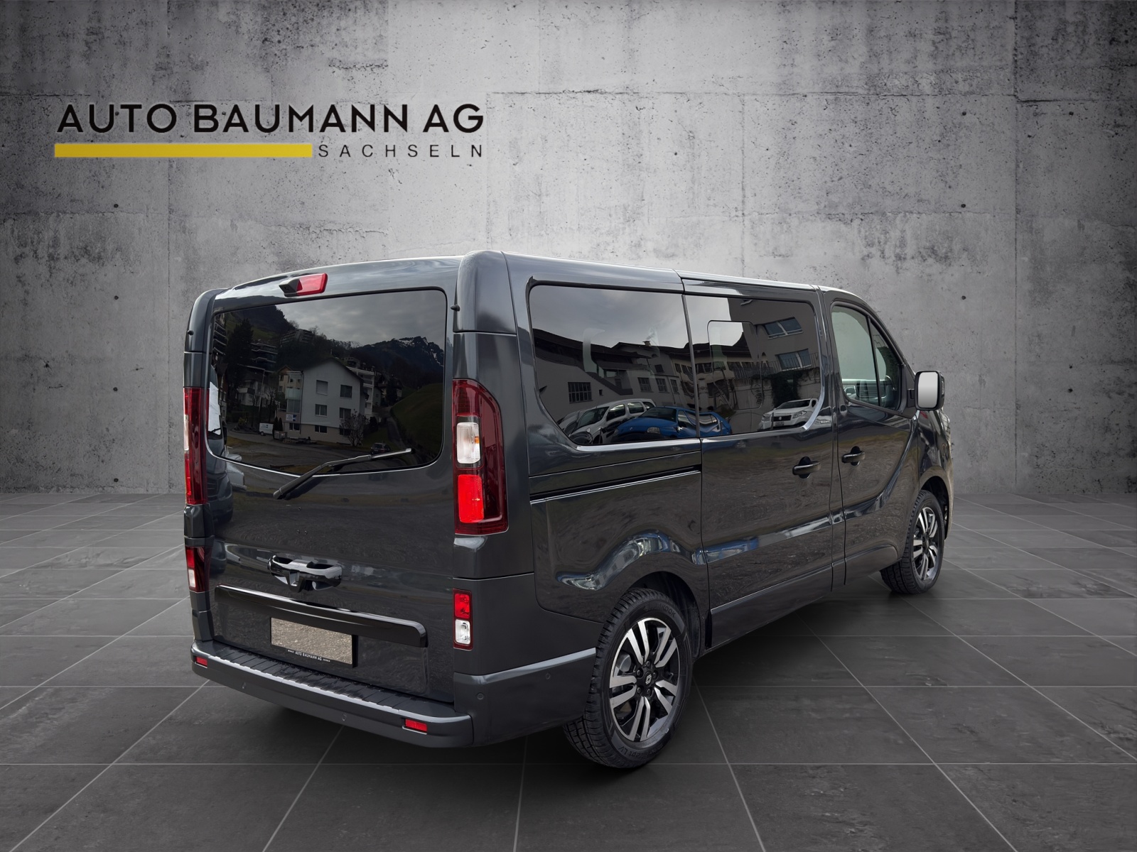 RENAULT Trafic Blue dCi 170 Spaceclass EDC-image-1