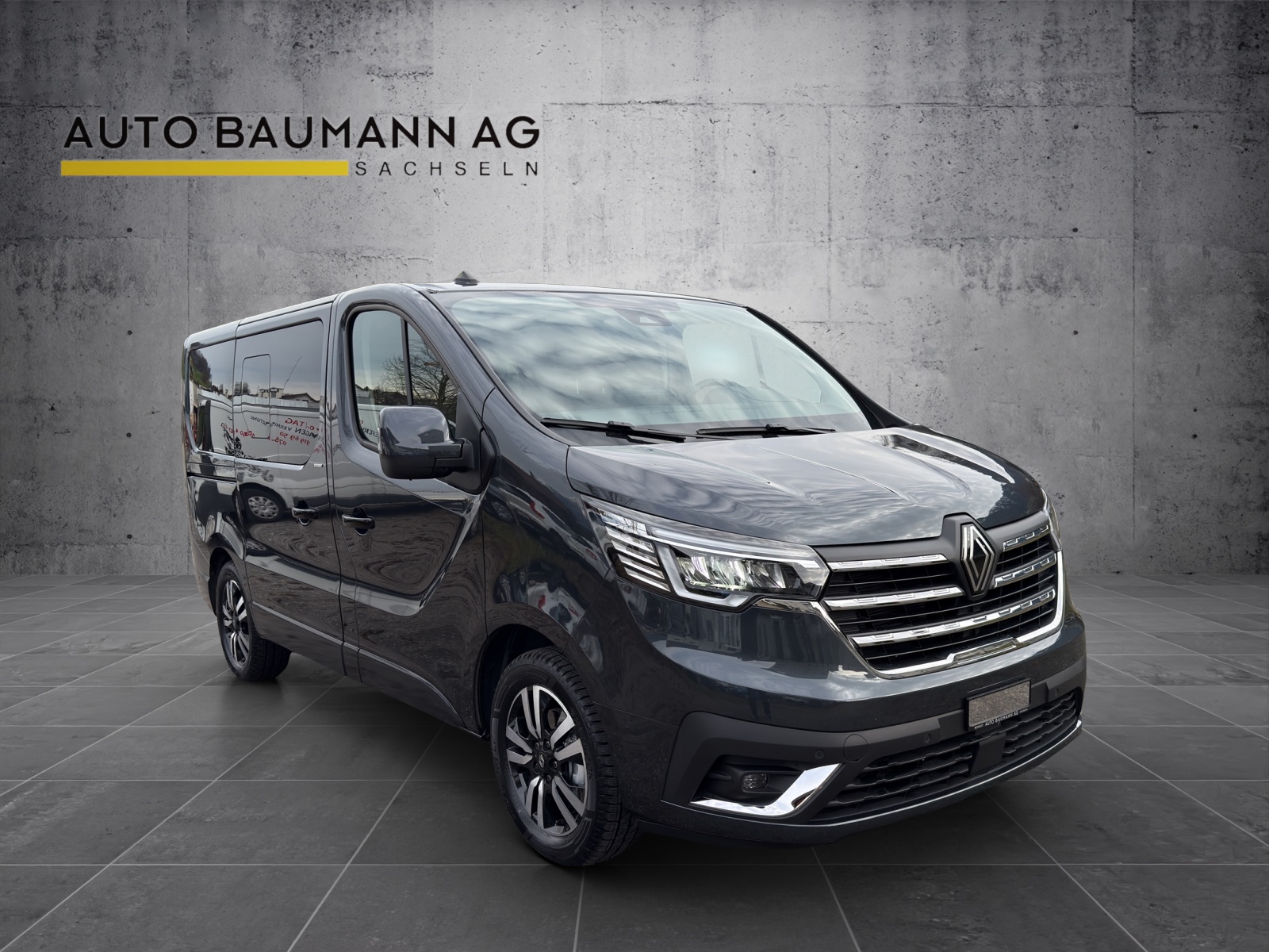 RENAULT Trafic Blue dCi 170 Spaceclass EDC-image-2