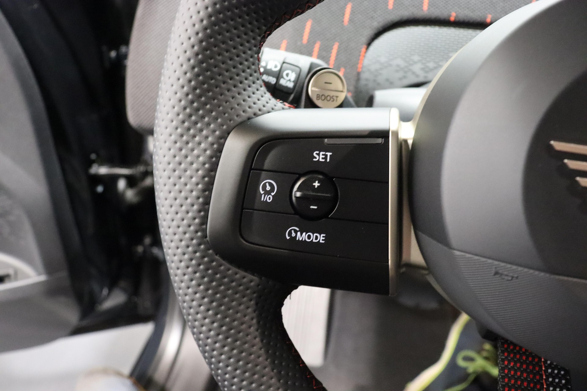 MINI Countryman U25 2.0i S SDKG ALL4-image-17