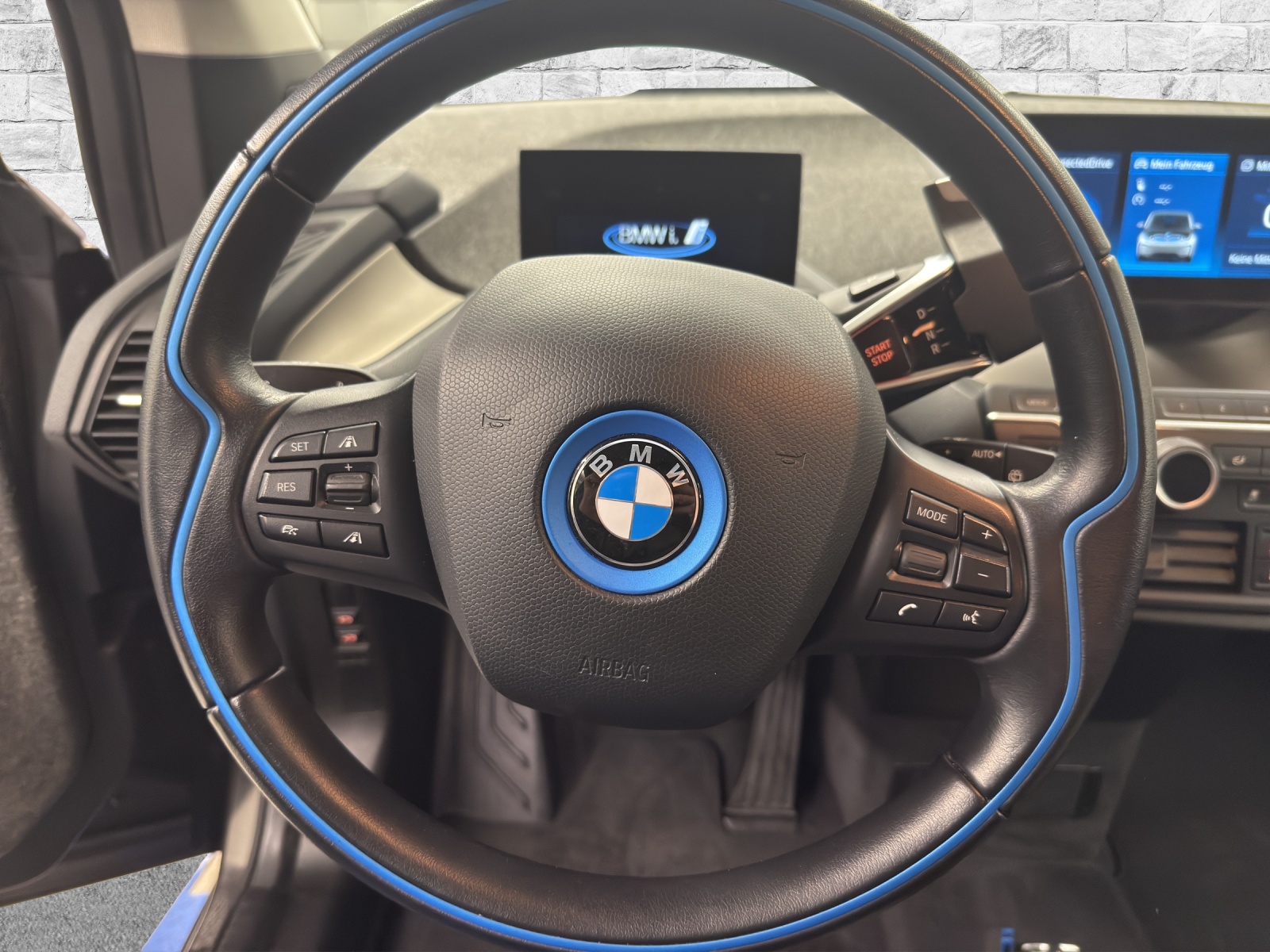 BMW i3s (120Ah)-image-12