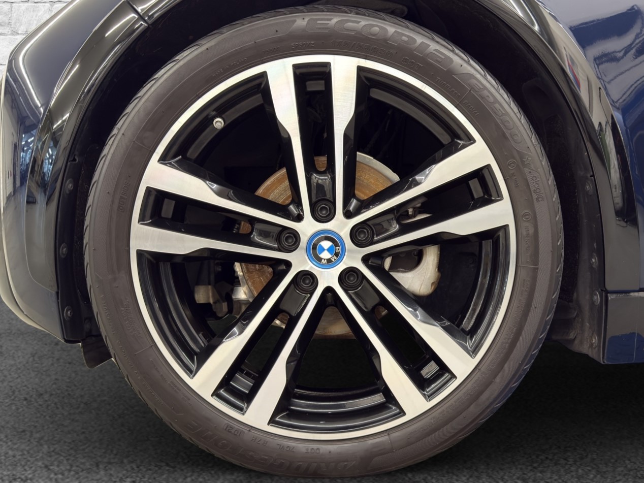 BMW i3s (120Ah)-image-8
