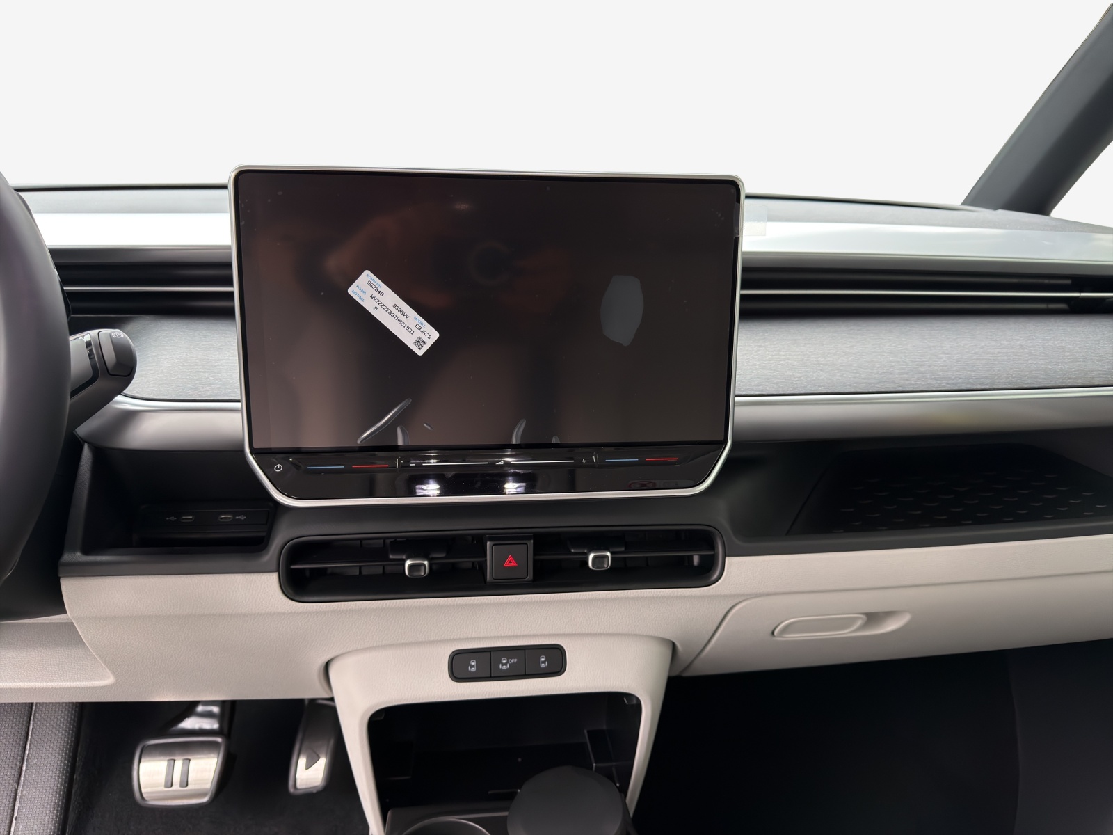 VW ID.Buzz LWB Pro-image-10