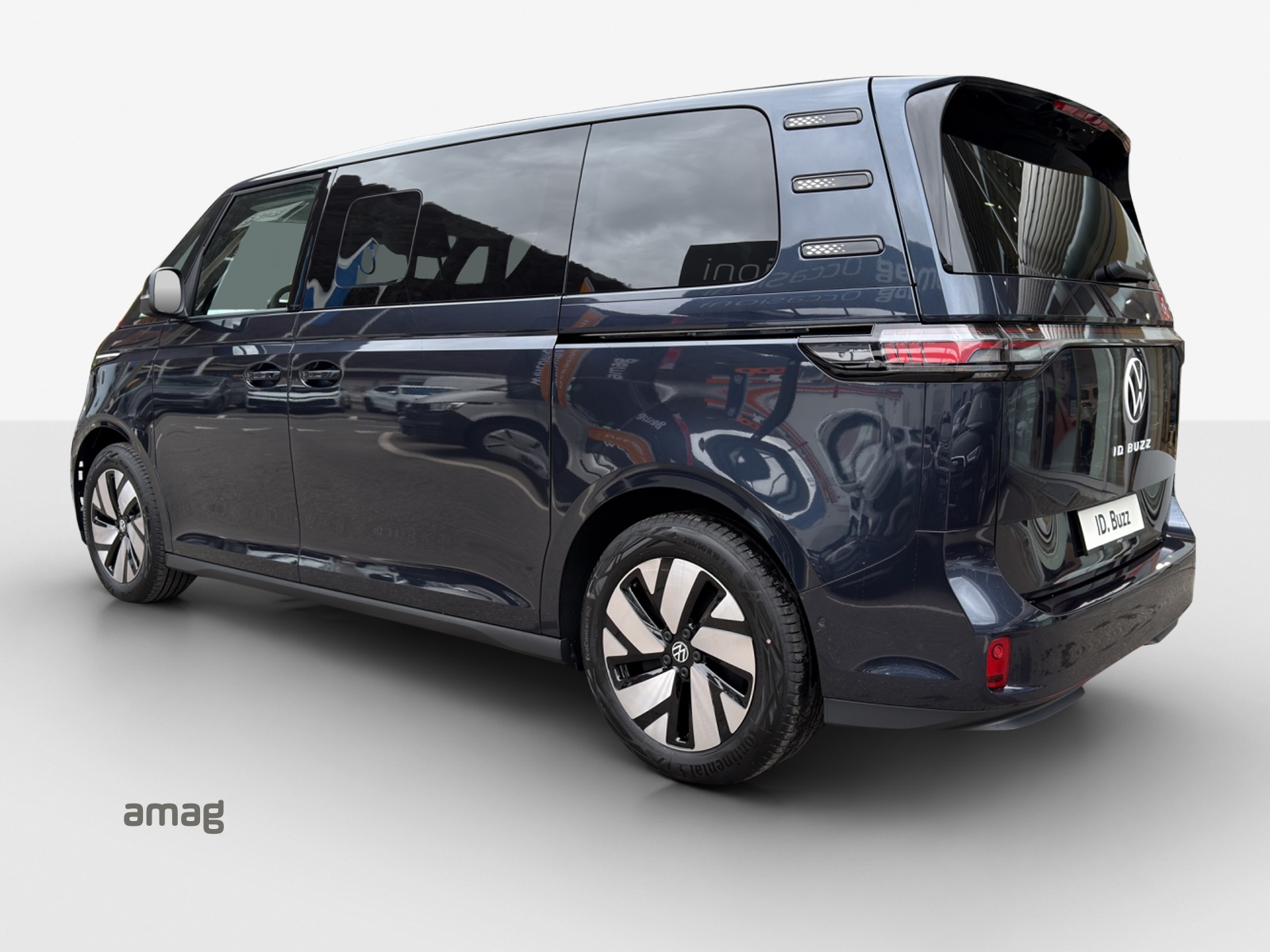 VW ID.Buzz LWB Pro-image-2