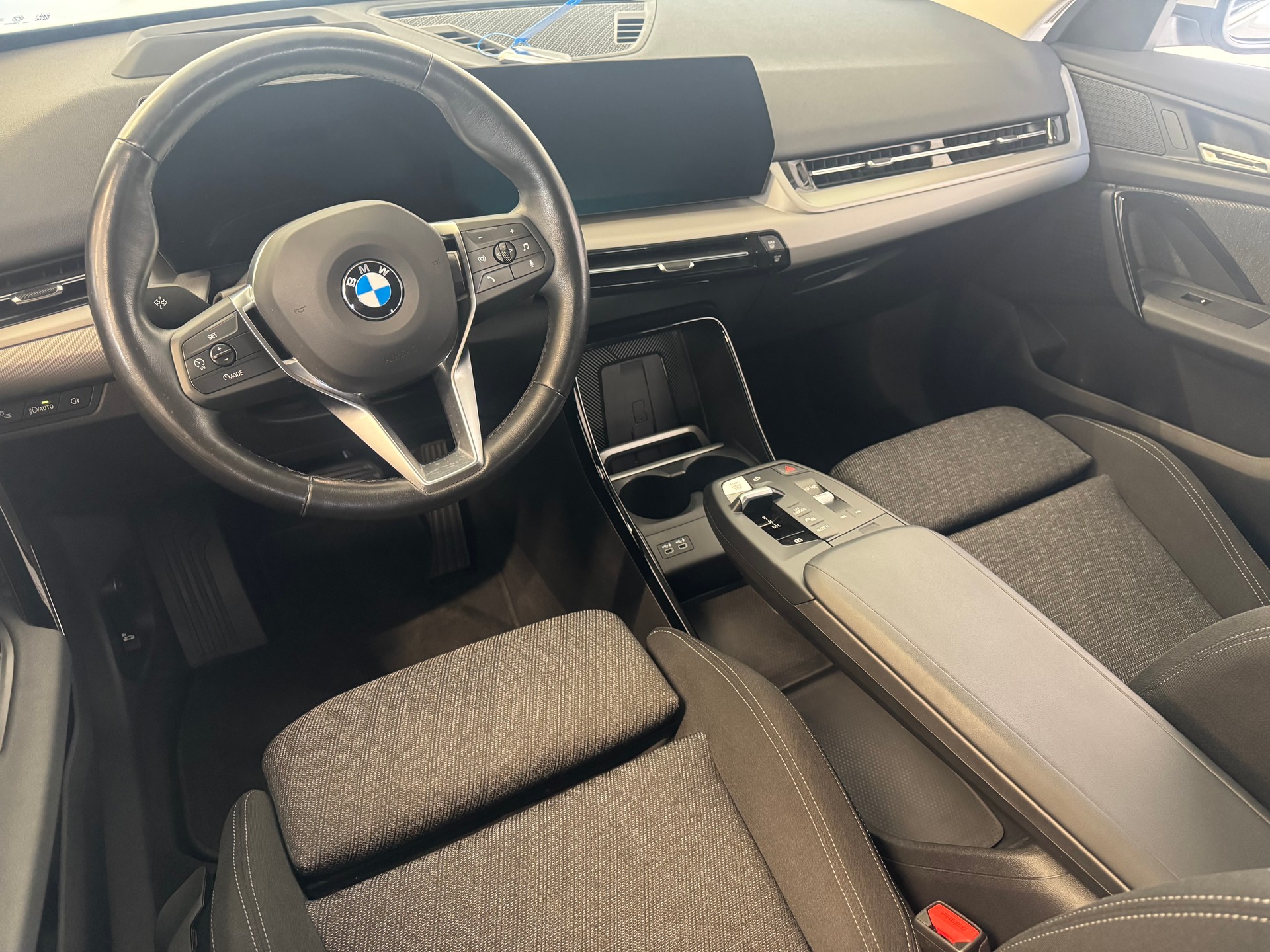 BMW X1 xDrive 20d 48V-image-7