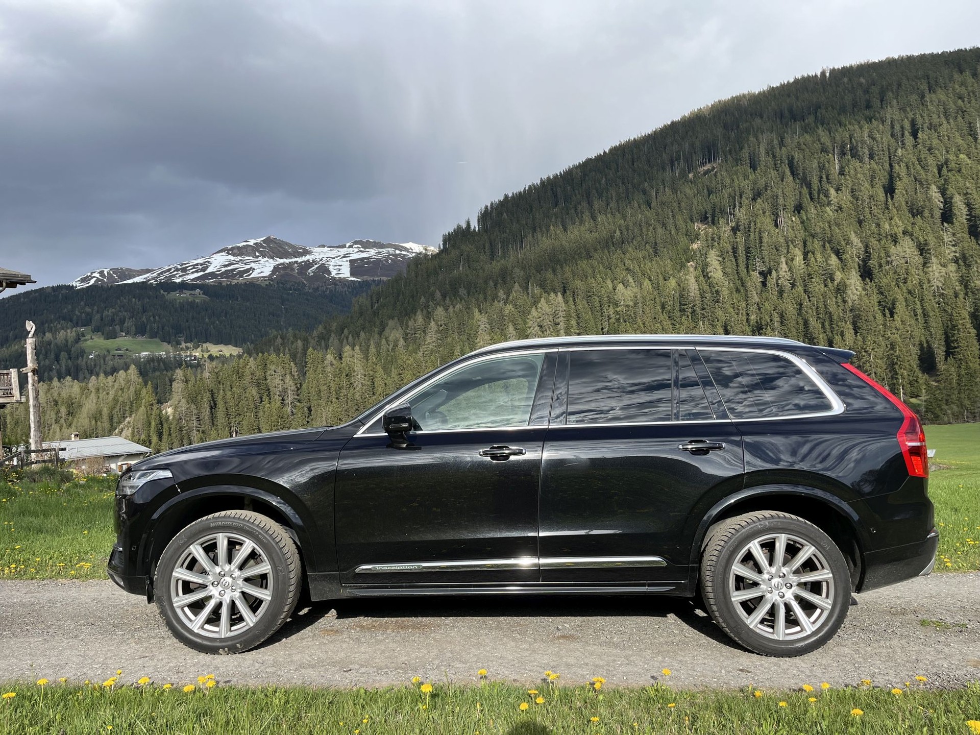 VOLVO XC90 D5 AWD First Edition Geartronic-image-1