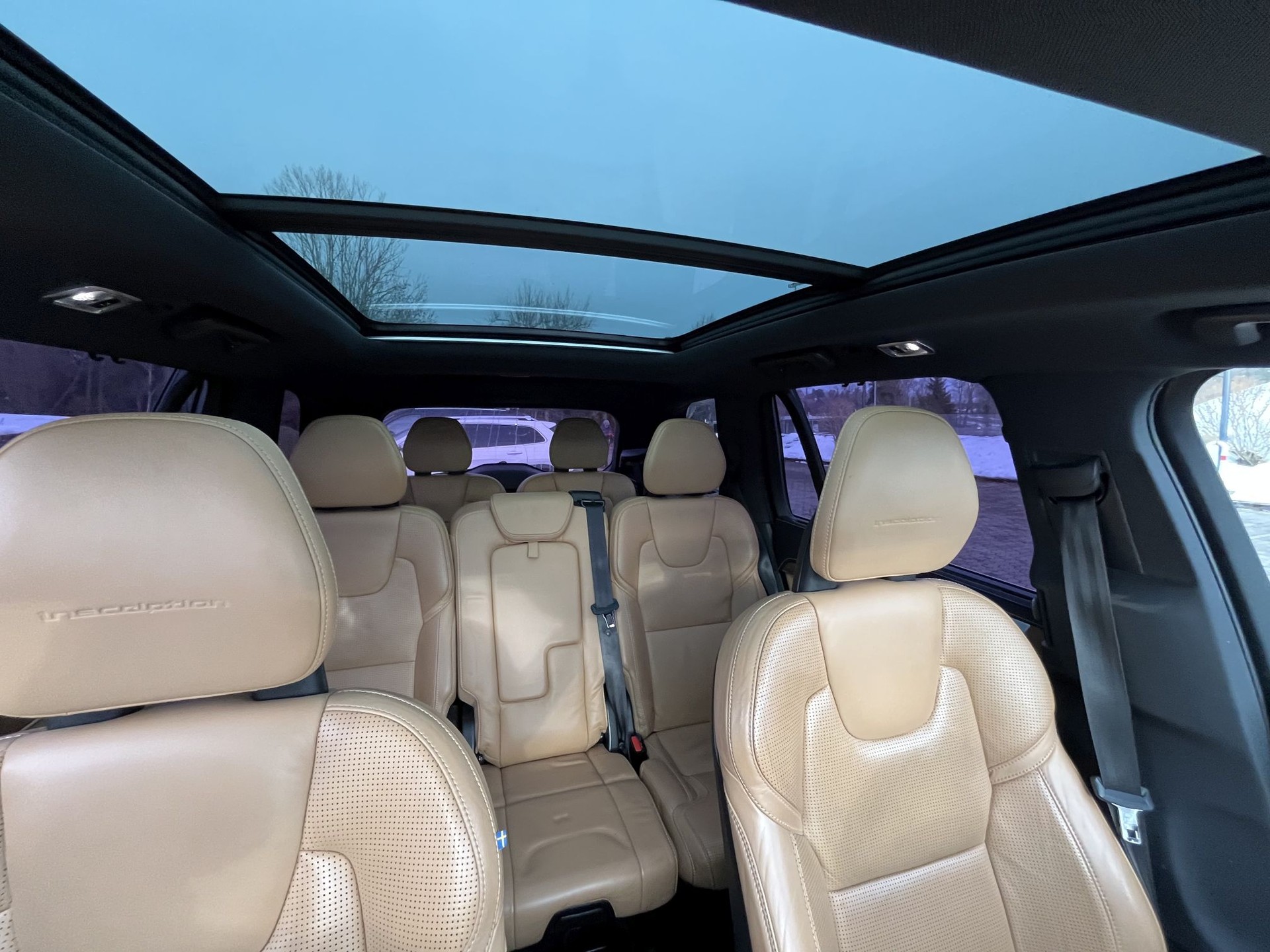 VOLVO XC90 D5 AWD First Edition Geartronic-image-6