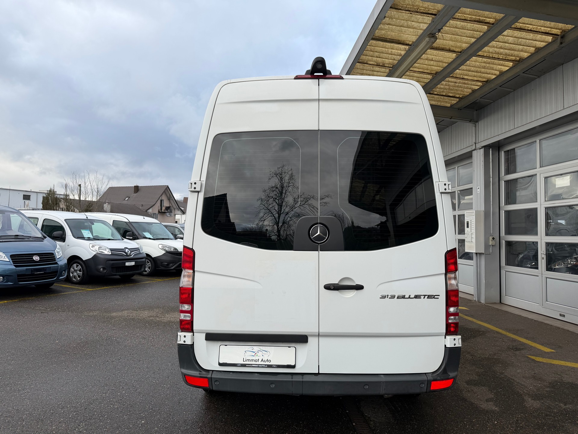 MERCEDES-BENZ Sprinter 313 BlueTec Standard-image-4