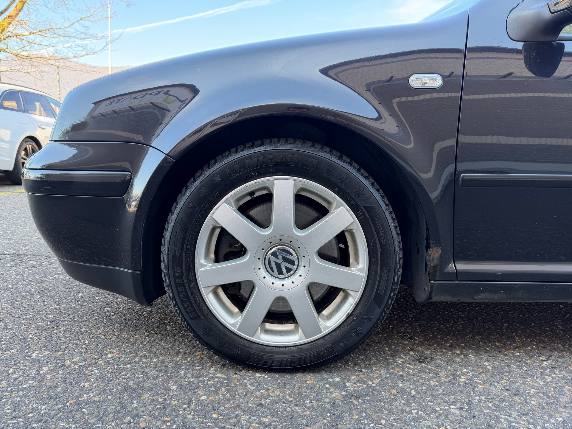VW Golf 2.8 Highline 4Motion-image-14