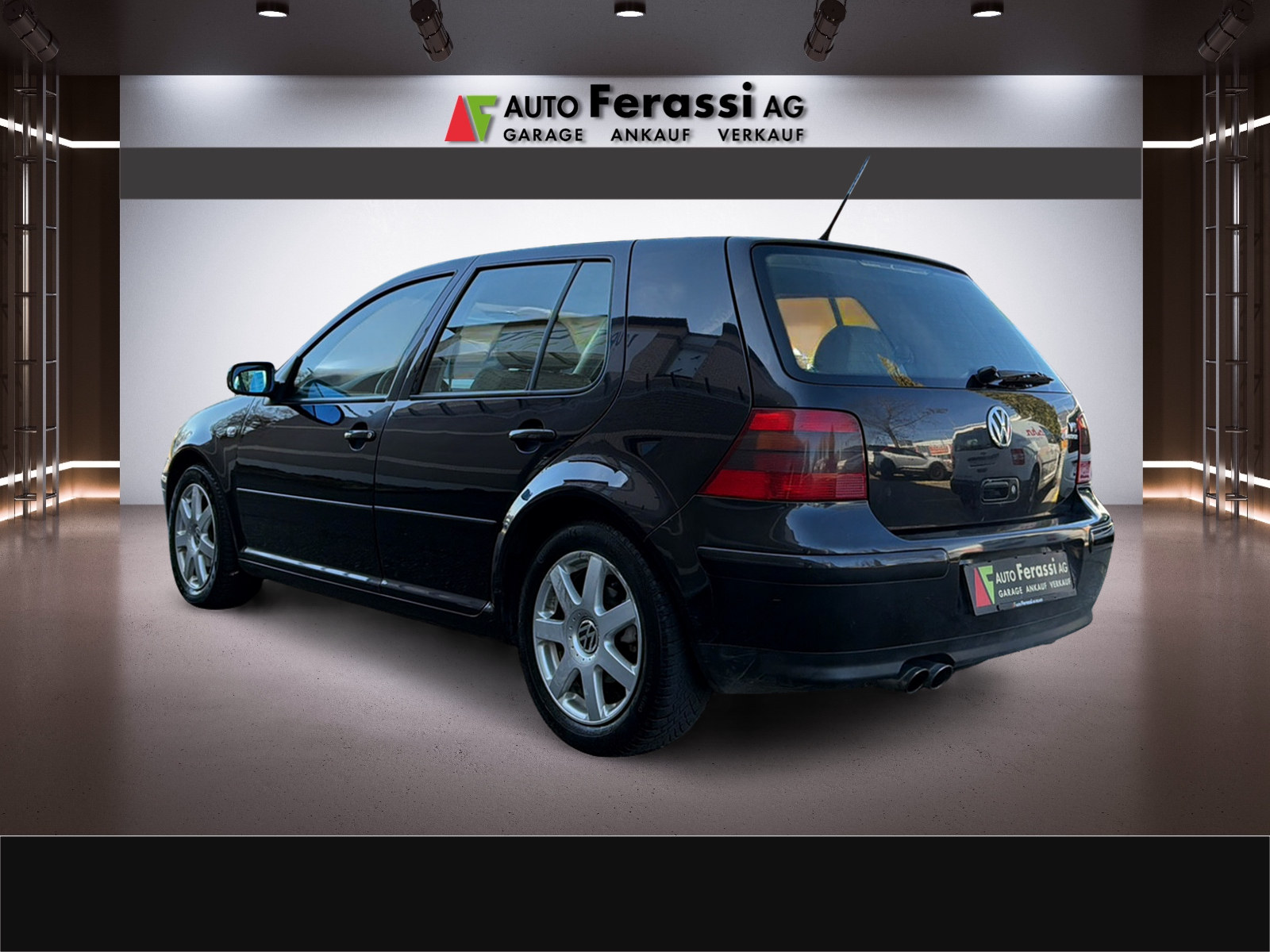 VW Golf 2.8 Highline 4Motion-image-3