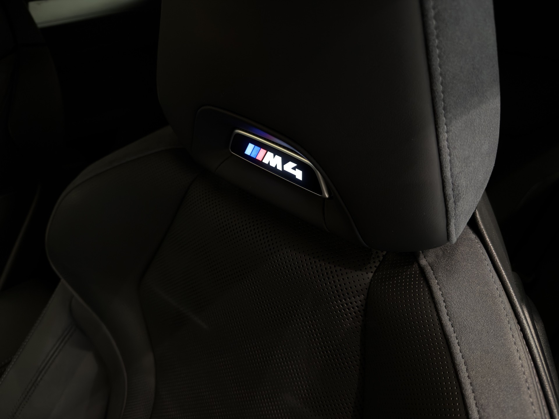 BMW M4 Coupé Competition M xDrive-image-22