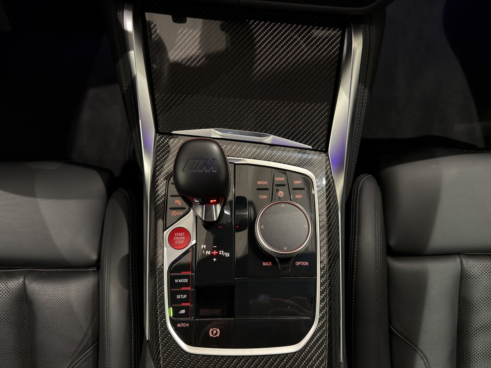 BMW M4 Coupé Competition M xDrive-image-19