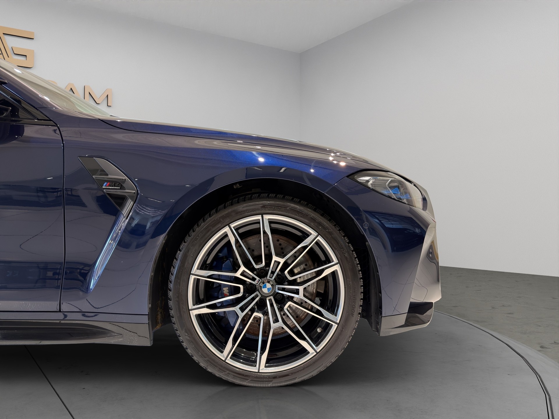 BMW M4 Coupé Competition M xDrive-image-8