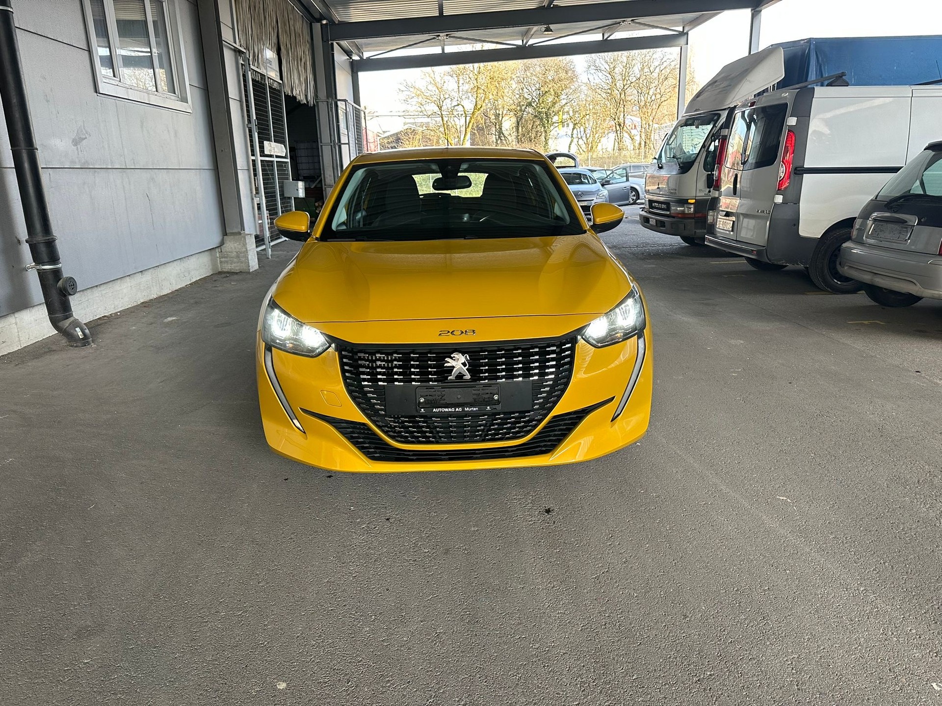 PEUGEOT 208 1.2 PureTech Allure Pack-image-0