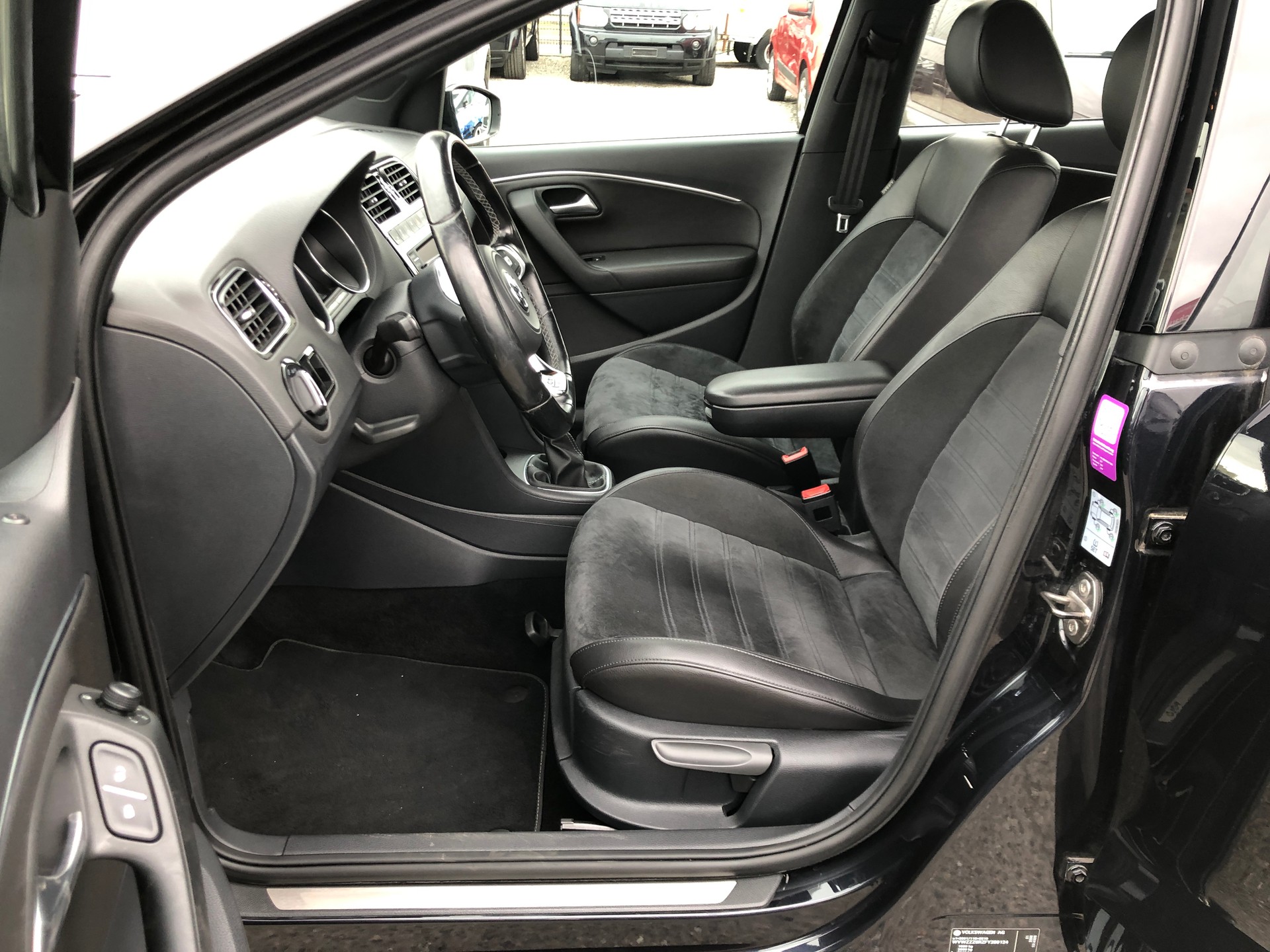 VW Polo 1.4 TSI ACT BlueGT-image-9