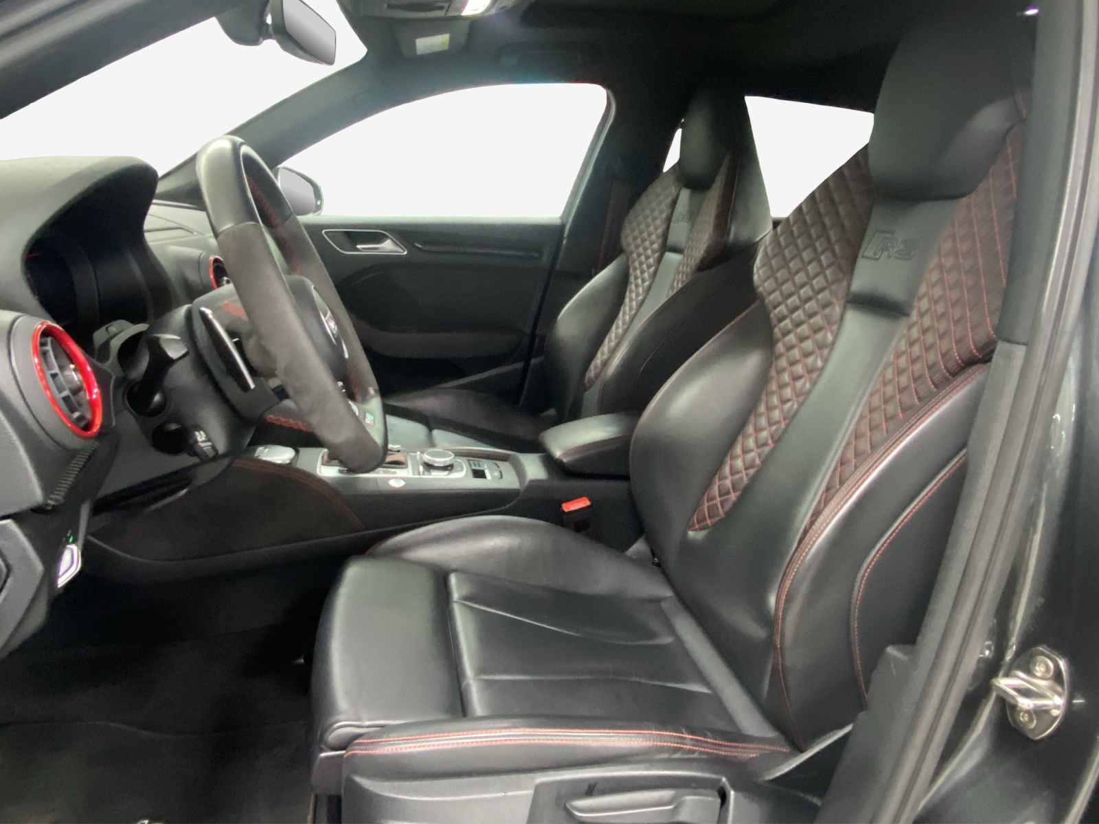 AUDI RS3 Sportback 2.5 TSI quattro S-tronic-image-7