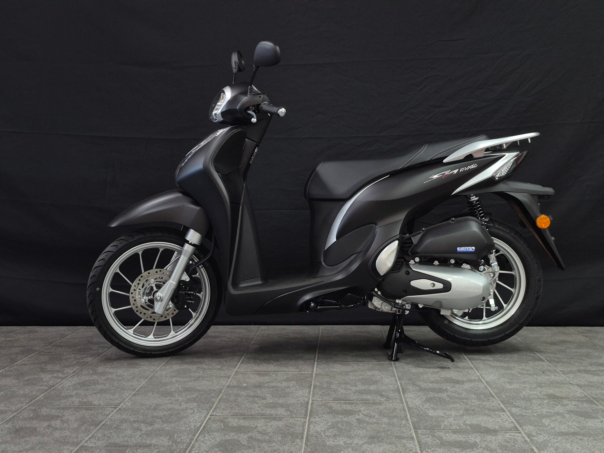 HONDA SH 125 i Mode-showroom-element-2