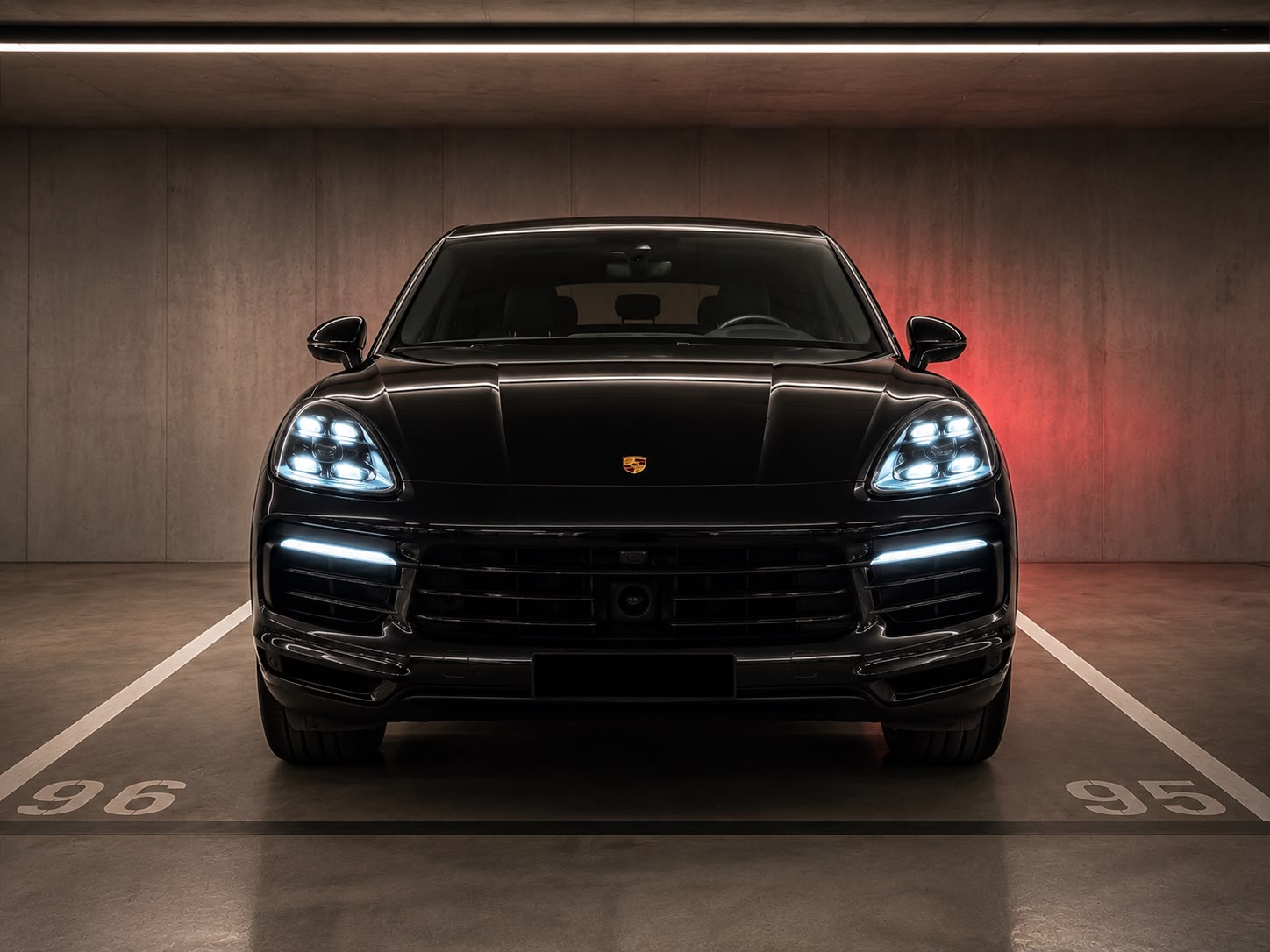 PORSCHE Cayenne Coupé E-Hybrid-image-2