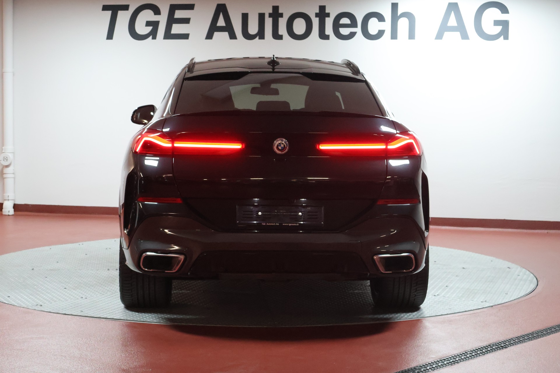 BMW X6 xDrive 48V 40d Steptronic M Sport-image-22