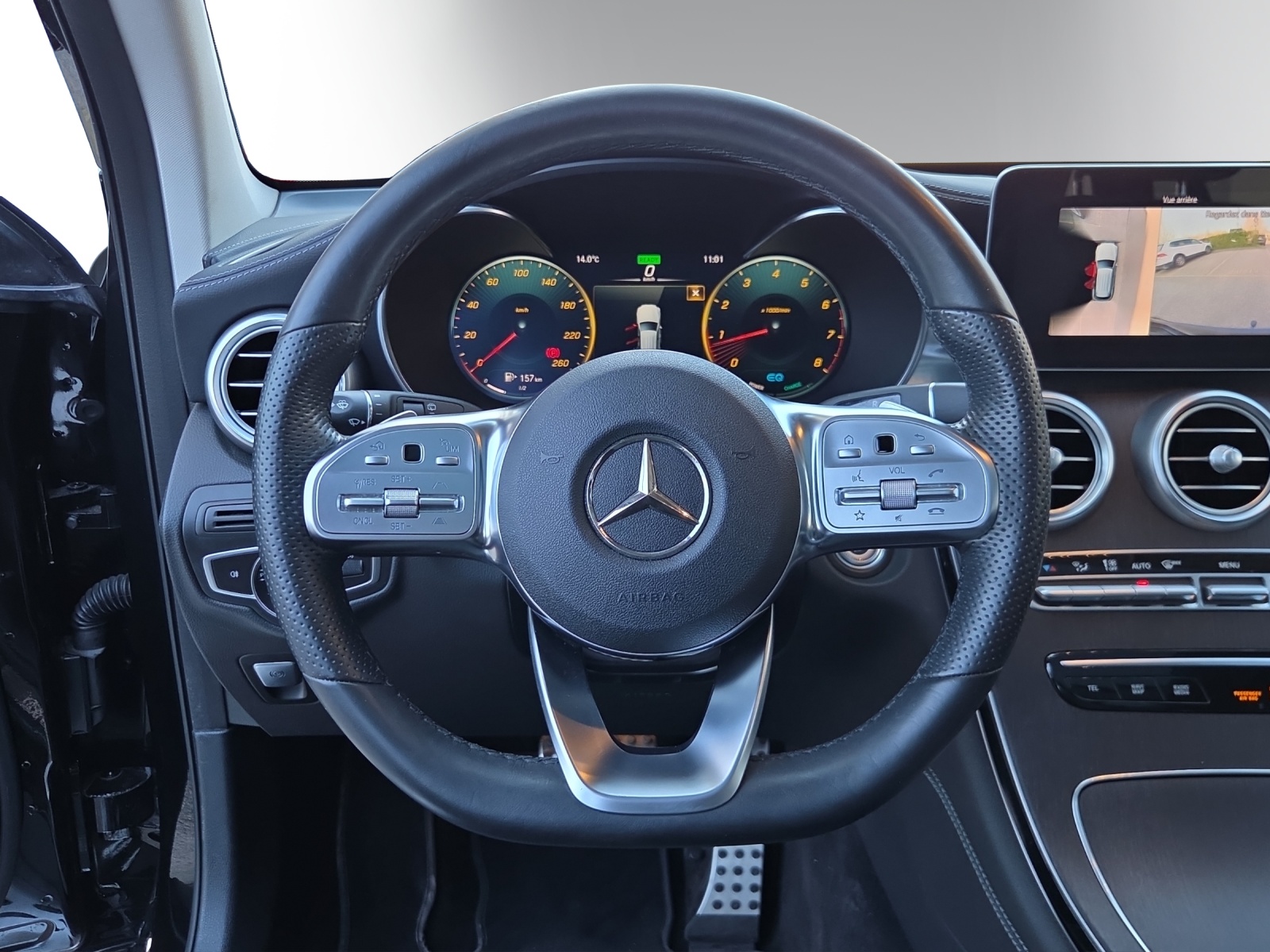 MERCEDES-BENZ GLC 300 4Matic AMG Line 9G-Tronic-image-11