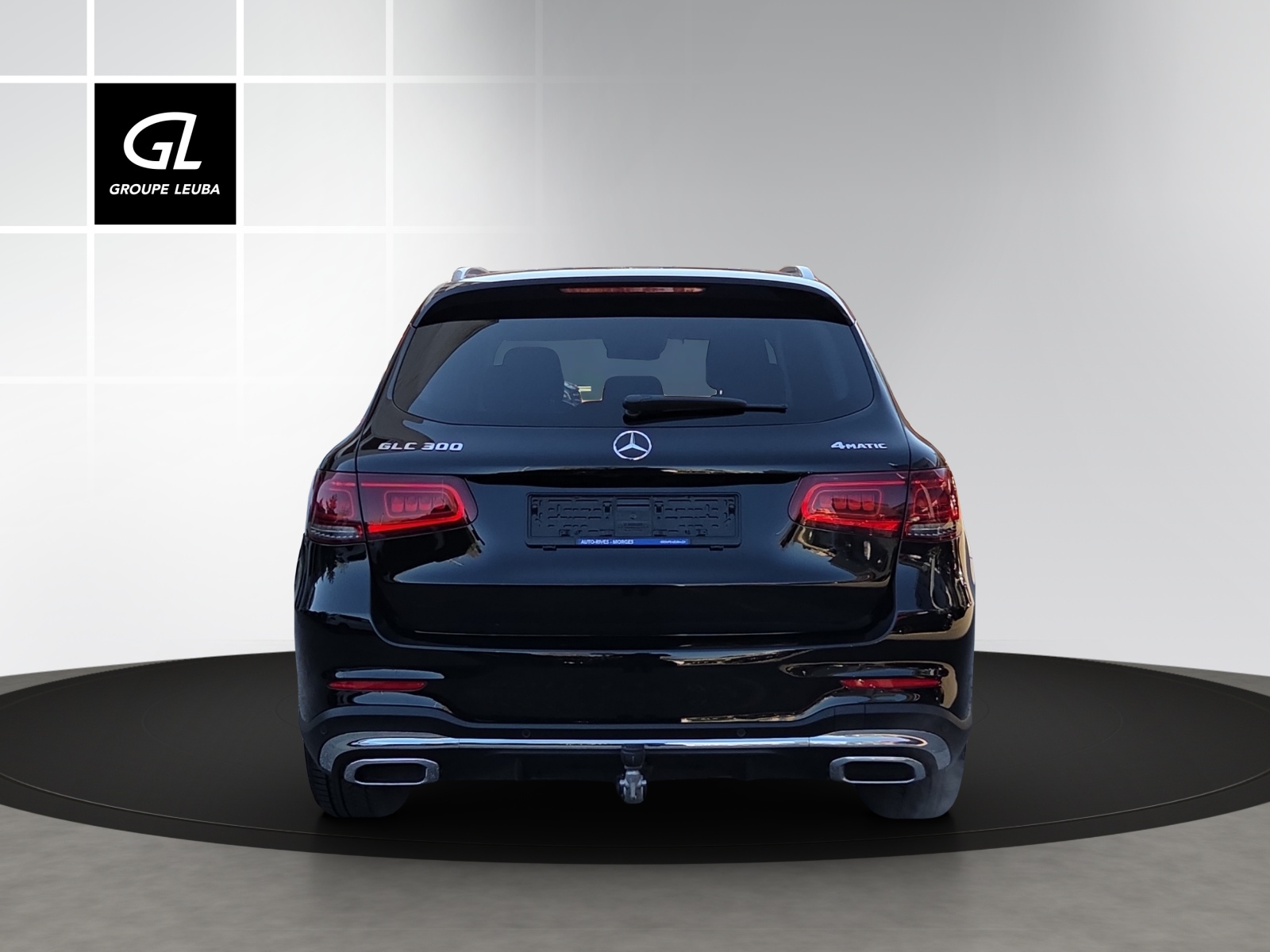 MERCEDES-BENZ GLC 300 4Matic AMG Line 9G-Tronic-image-5