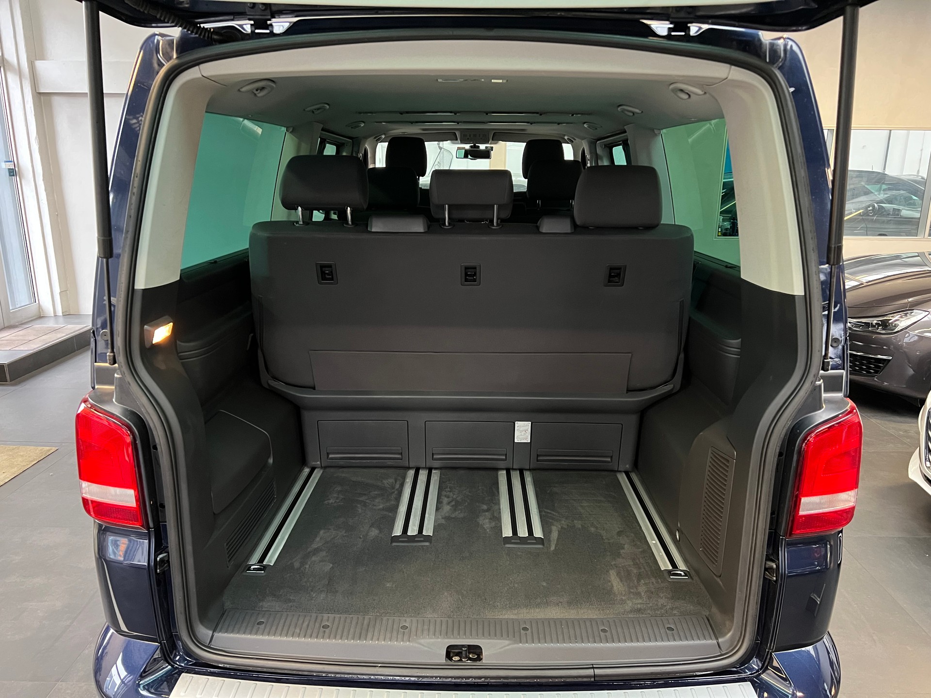 VW T5 Multivan 2.0 Bi-TDI CR Langer Radstand Comfortline DSG-image-13