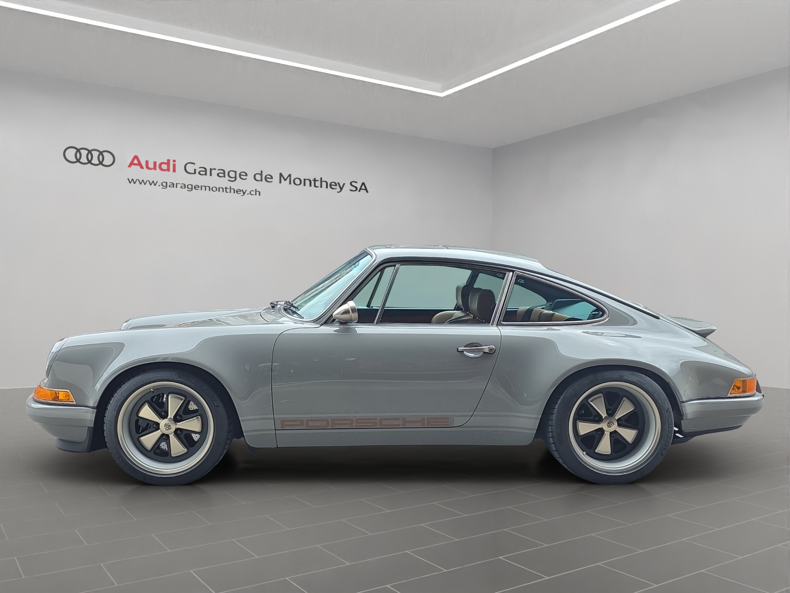 PORSCHE 911 Singer Classic Carrera 2-image-4