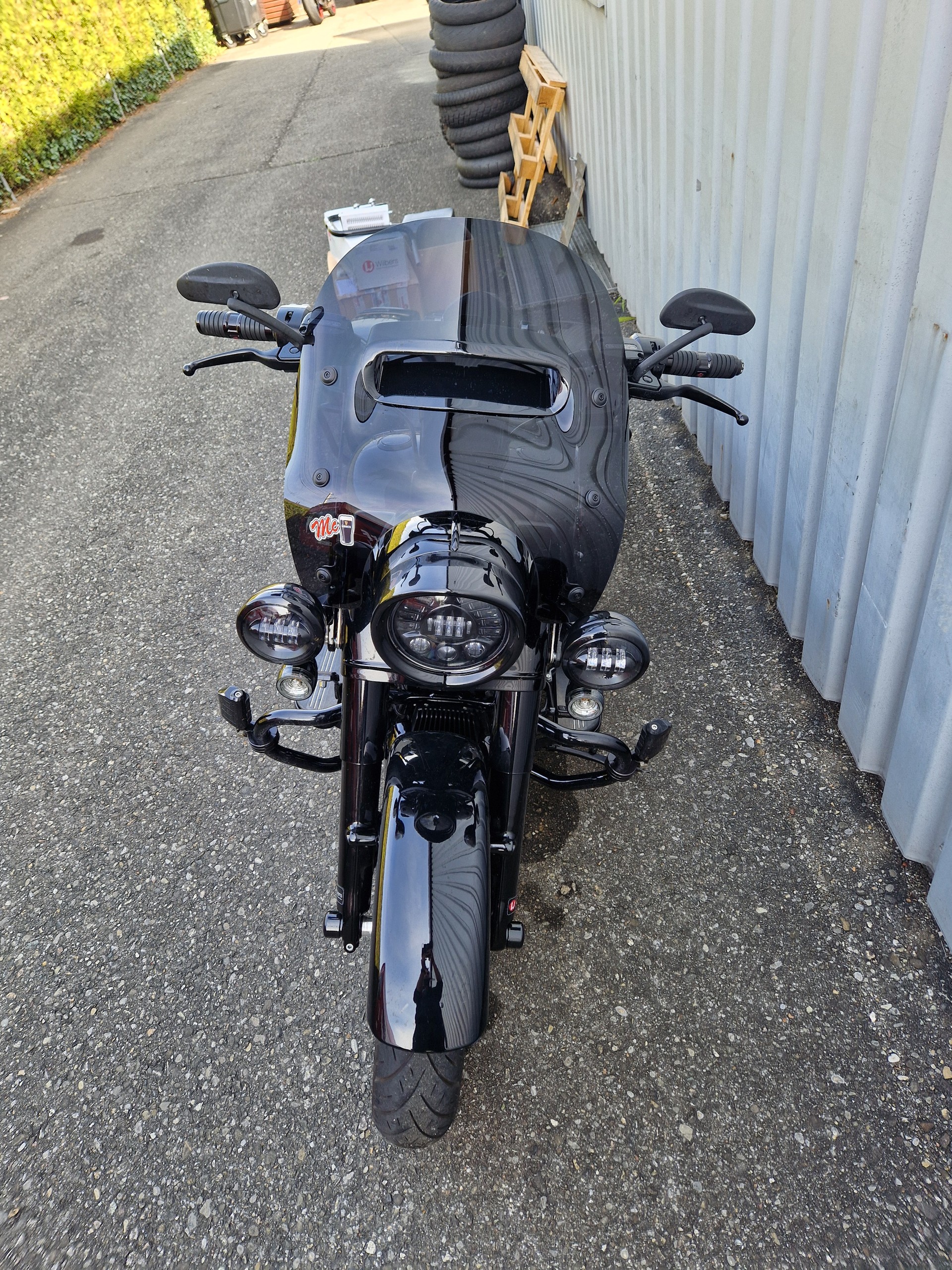 HARLEY-DAVIDSON Road King Special-showroom-element-3