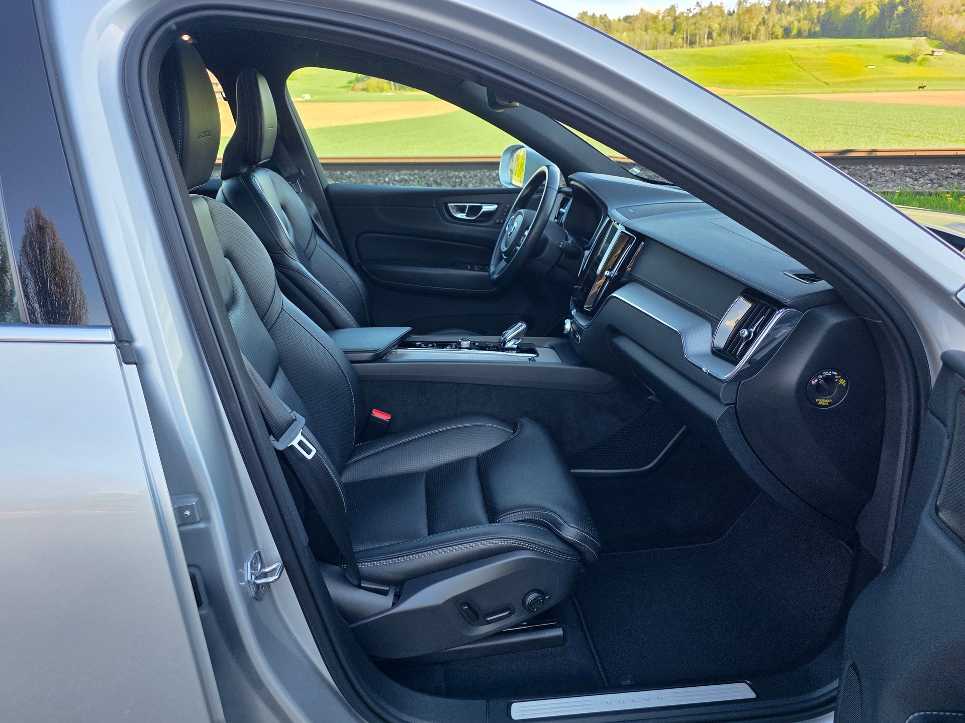 VOLVO XC60 T8 eAWD Inscription Geartronic-image-8