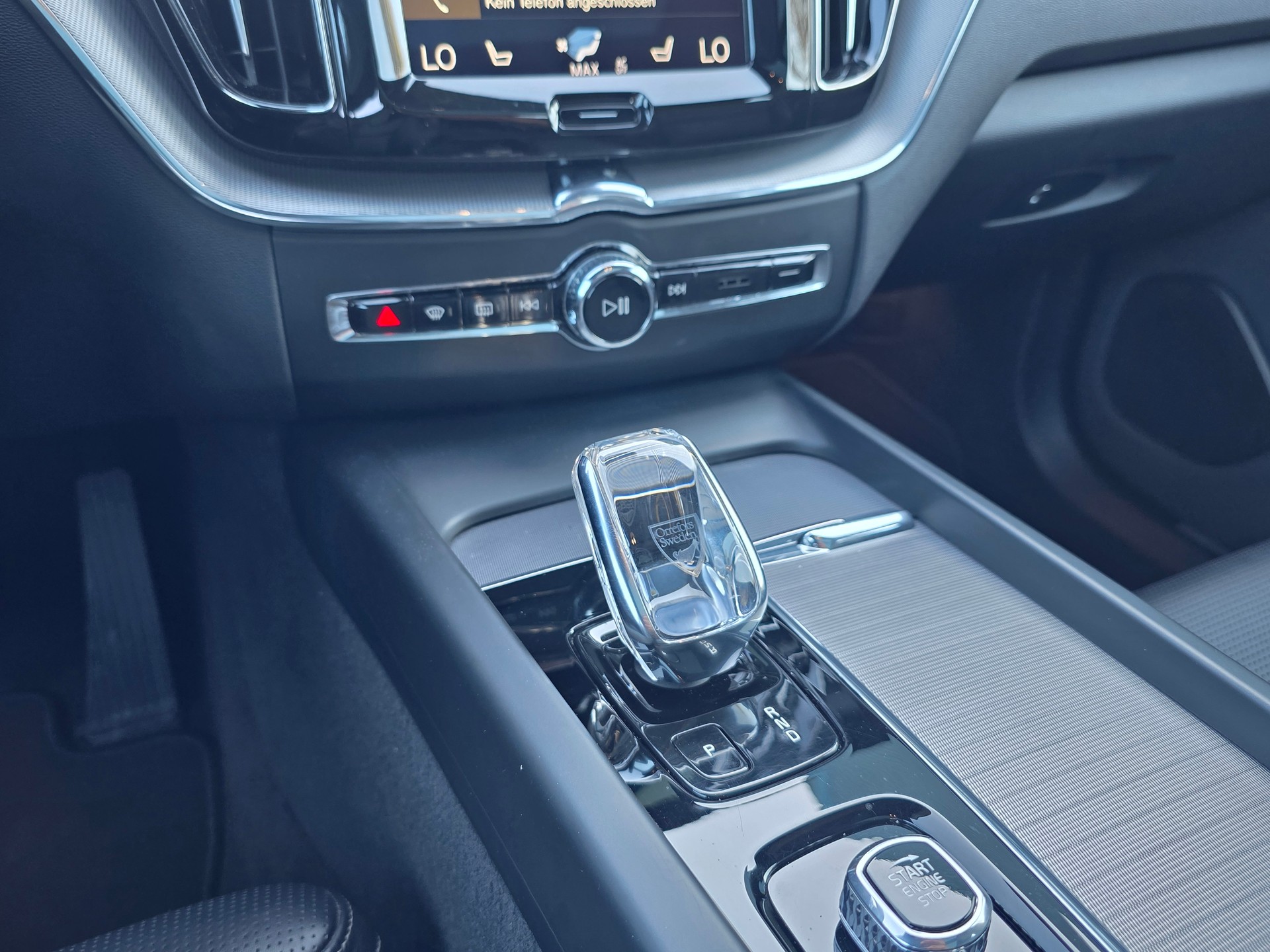 VOLVO XC60 T8 eAWD Inscription Geartronic-image-14