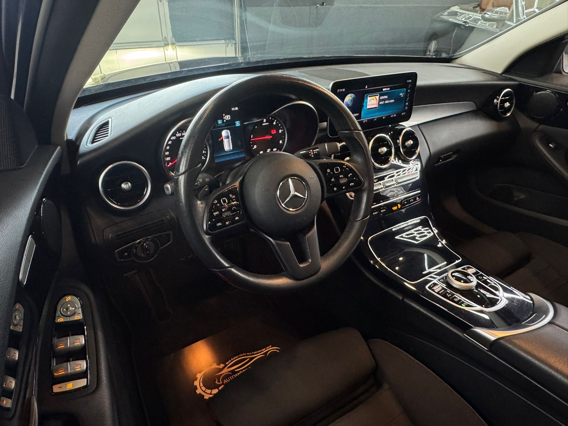 MERCEDES-BENZ C 220 d Swiss Star 4M 9G-Tronic-image-8