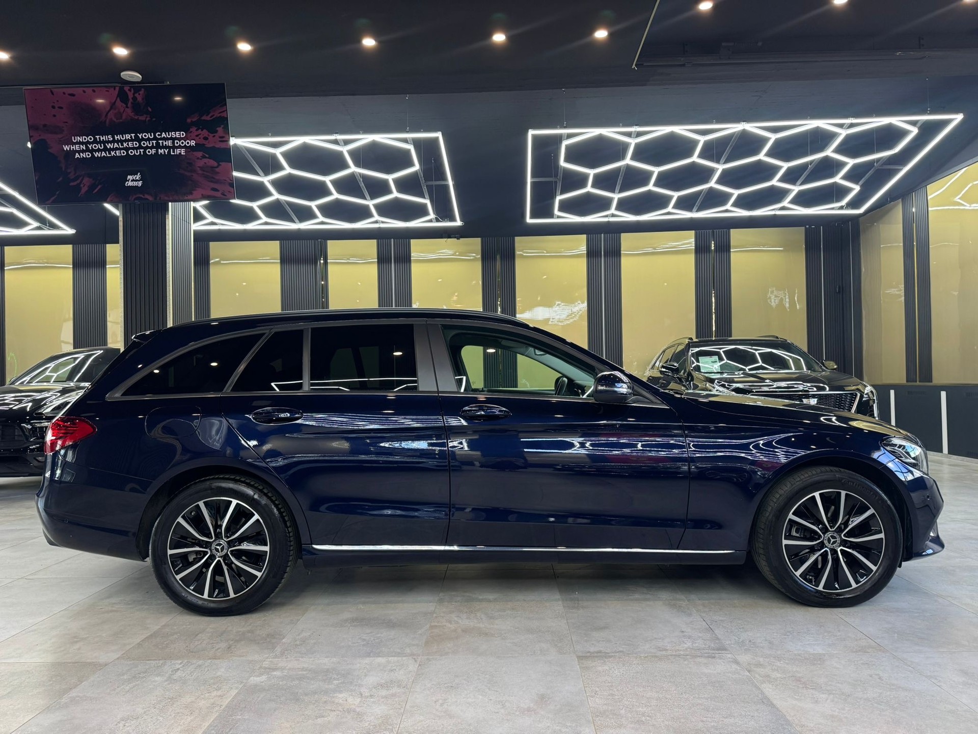 MERCEDES-BENZ C 220 d Swiss Star 4M 9G-Tronic-image-3