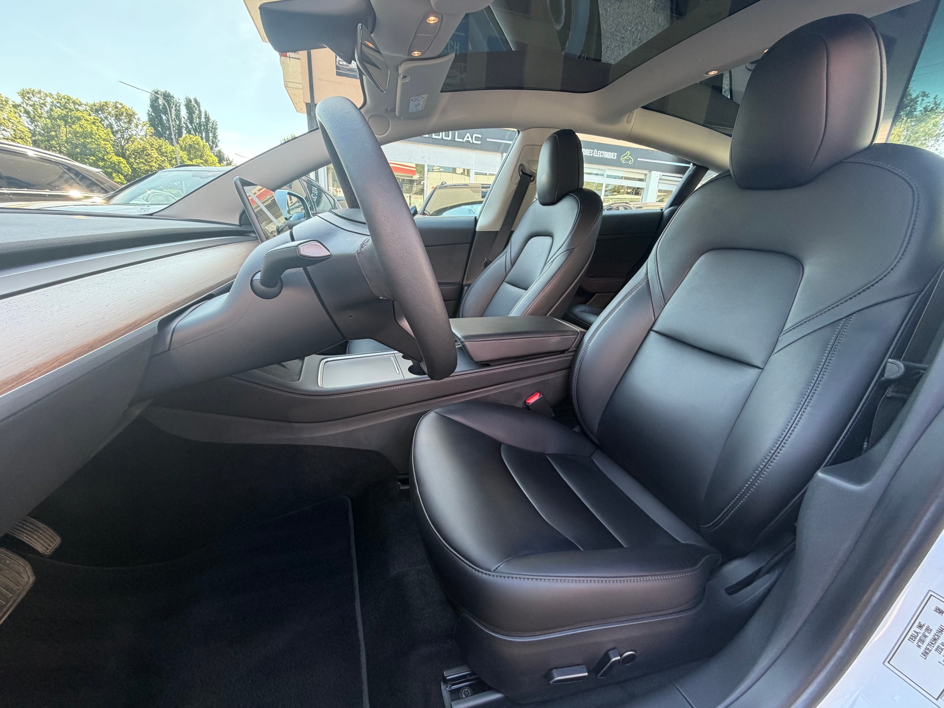 TESLA Model 3 Long Range Dual Motor AWD-image-10