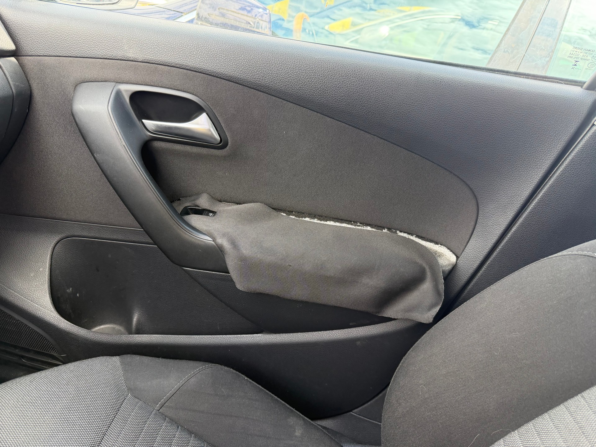 VW Polo 1.2 TSI Trendline-image-9