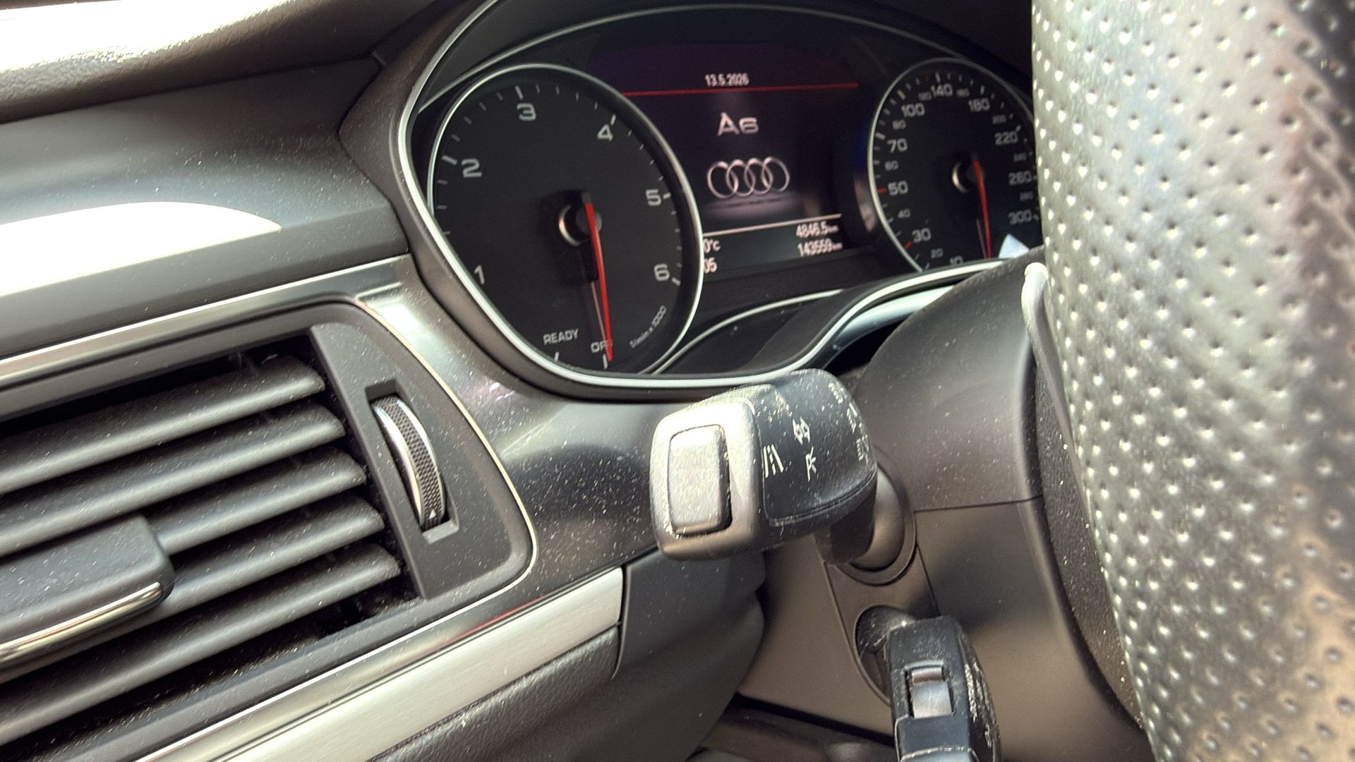 AUDI A6 Avant 3.0 TDI V6 quattro S-tronic-image-26